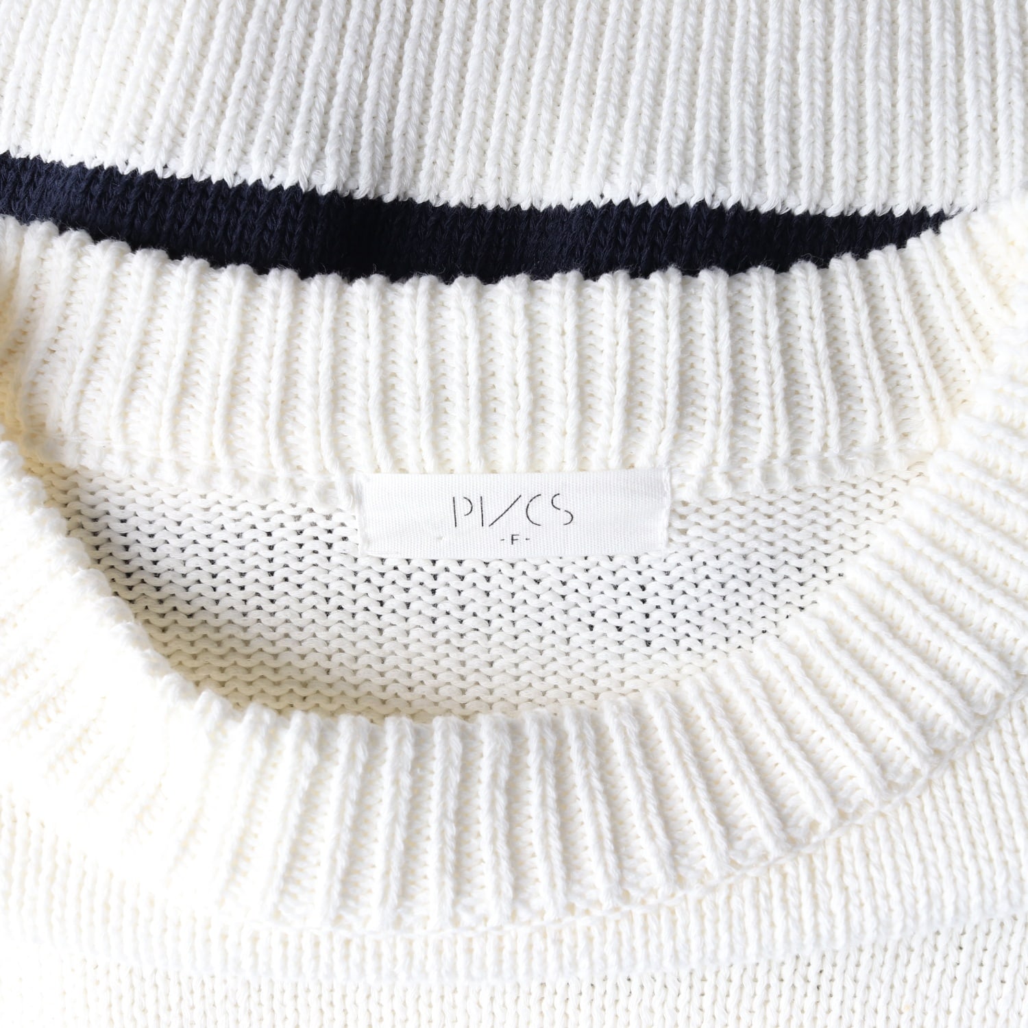프븏스 PVCS 23FW 스트라이프 니트 스웨터 이미지 3