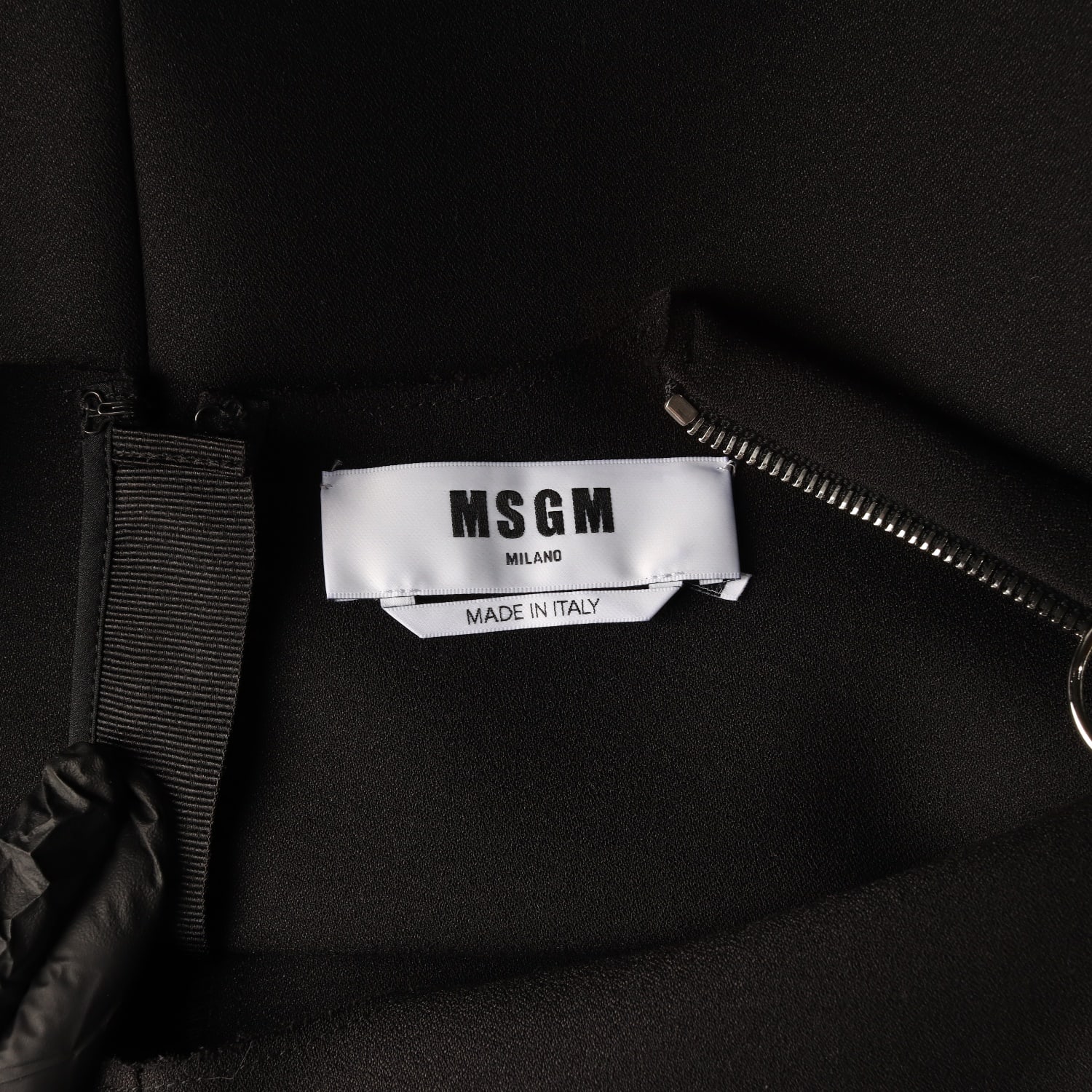 엠에스지엠 MSGM 퍼프 반팔 지퍼 디테일 원피스 블랙 이미지 3
