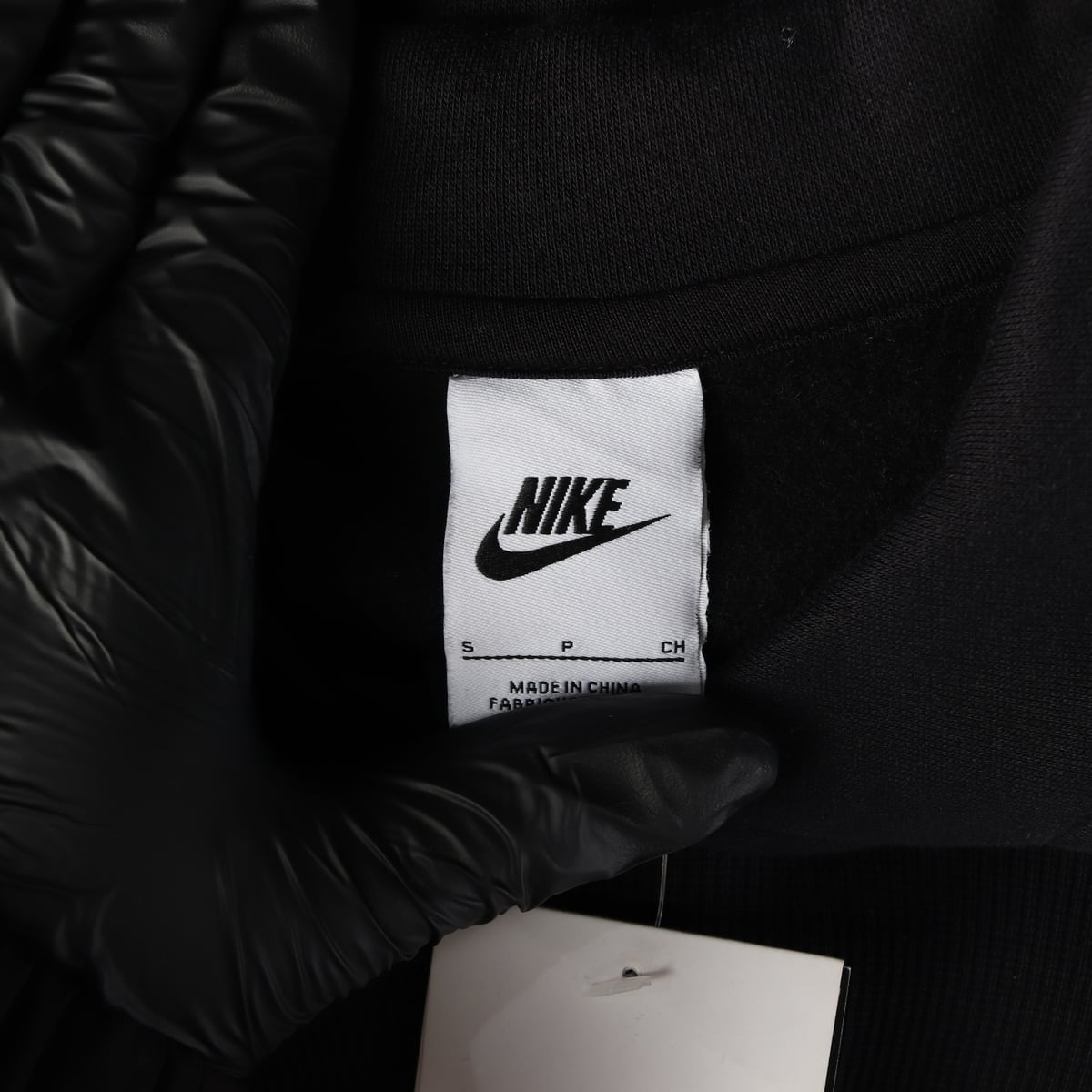(새상품) 나이키 22FW 스우시 로고 크롭 맨투맨 상세 이미지 3