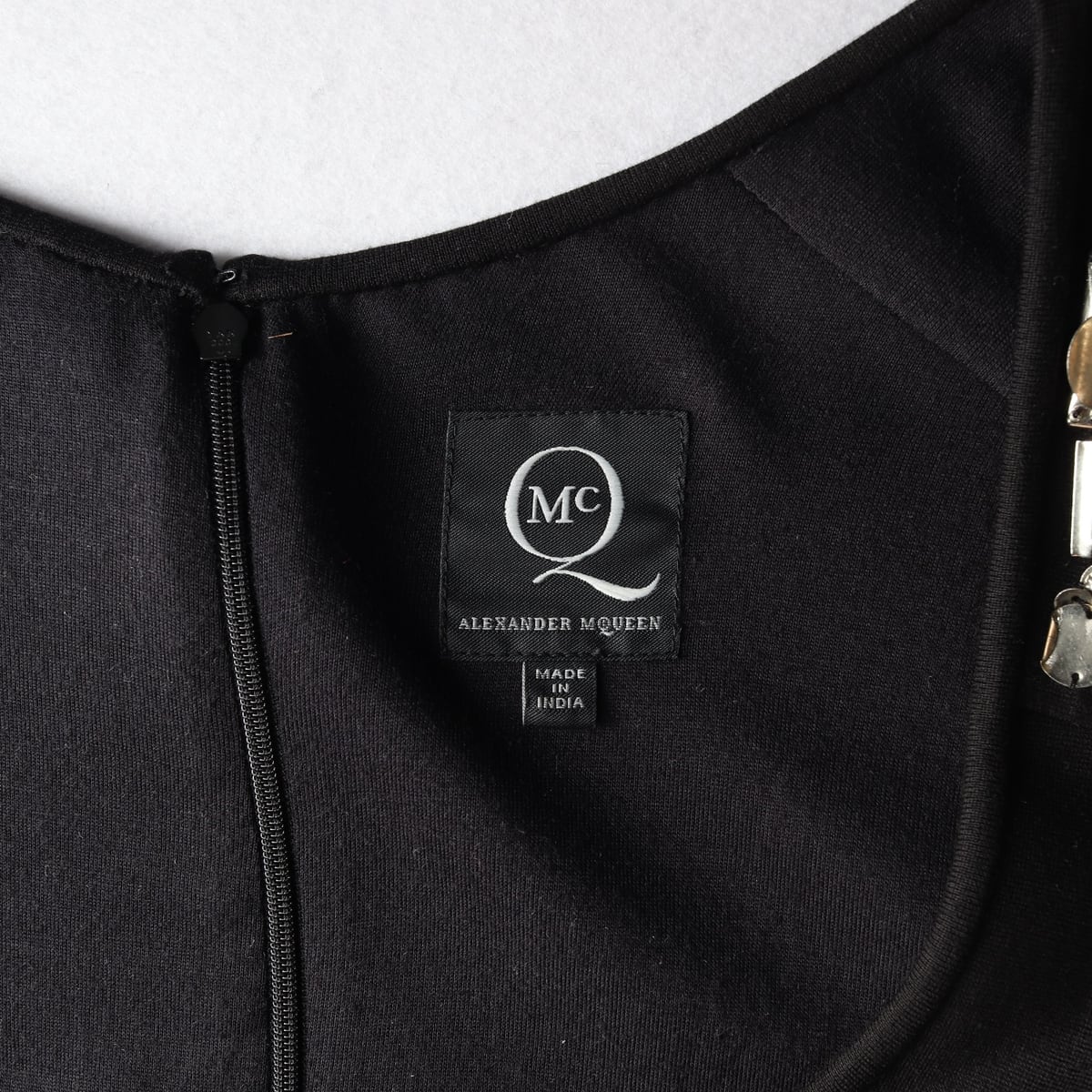 MCQ 알렉산더 맥퀸 엠벨리시드 에폴렛 저지 드레스 슬림 원피스 상세 이미지 3