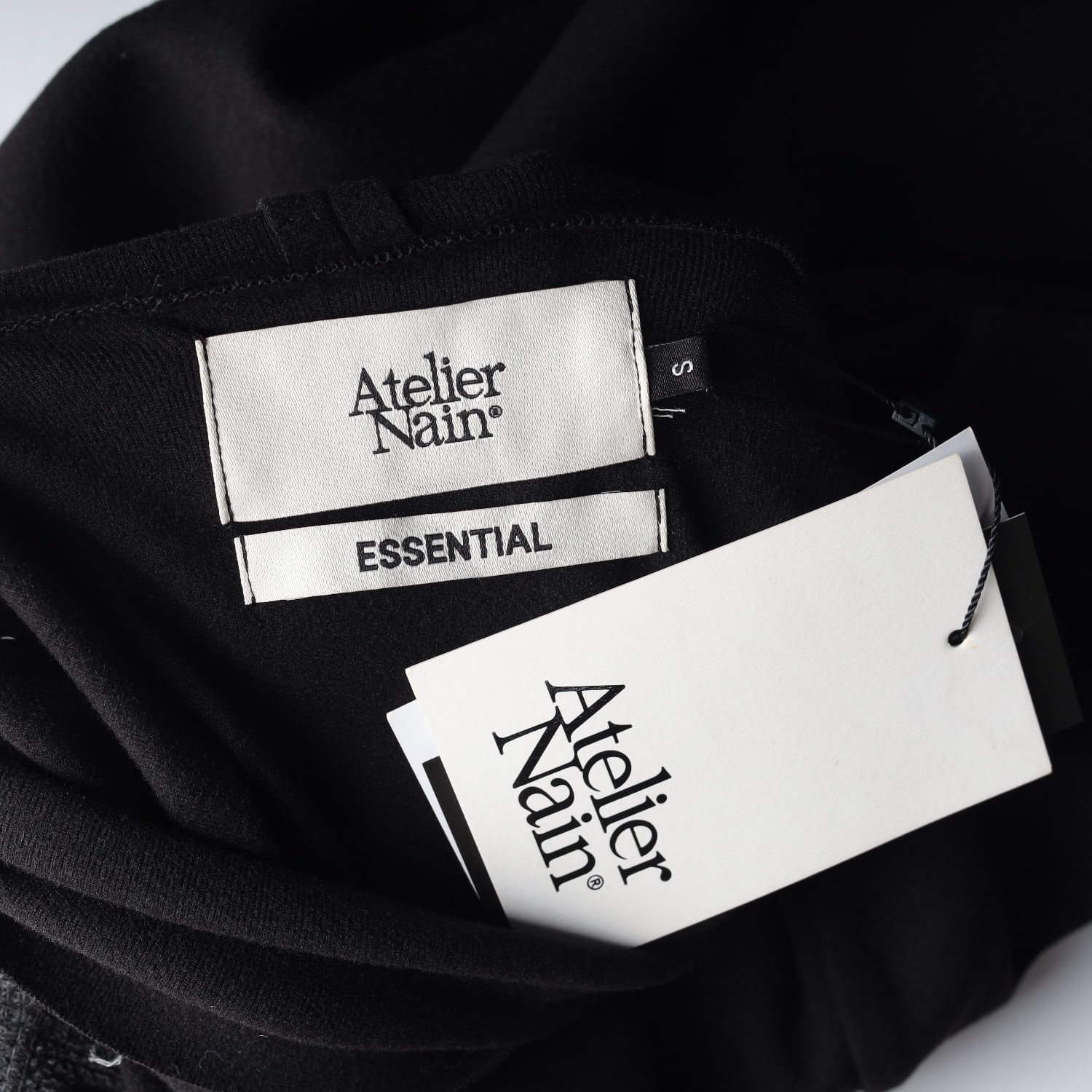 (새상품) 아틀리에 나인 24FW 에센셜 터틀넥 긴팔 티셔츠 이미지 3