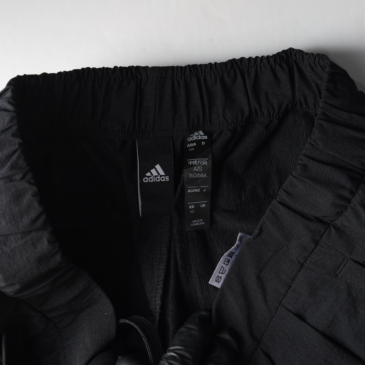 아디다스 와이드핏 테크 팬츠 바지  상세 이미지 3