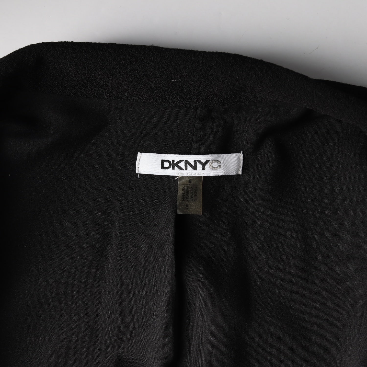 디케이엔와이 DKNY 블랙 레귤러핏 블레이저 재킷 숏 자켓  이미지 3
