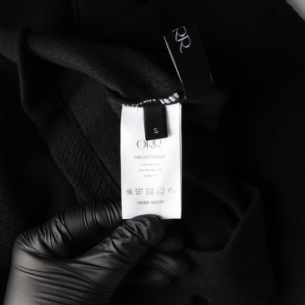 오르 ORR 22FW 리플 롱 슬리브 라운드넥 긴팔 티셔츠 블랙 상세 이미지 4