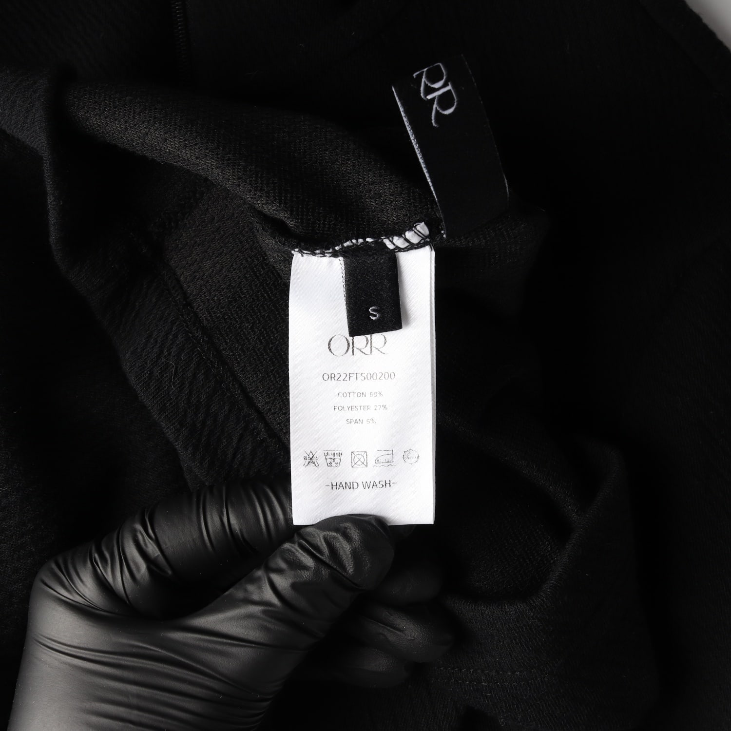 오르 ORR 22FW 리플 롱 슬리브 라운드넥 긴팔 티셔츠 블랙 이미지 4