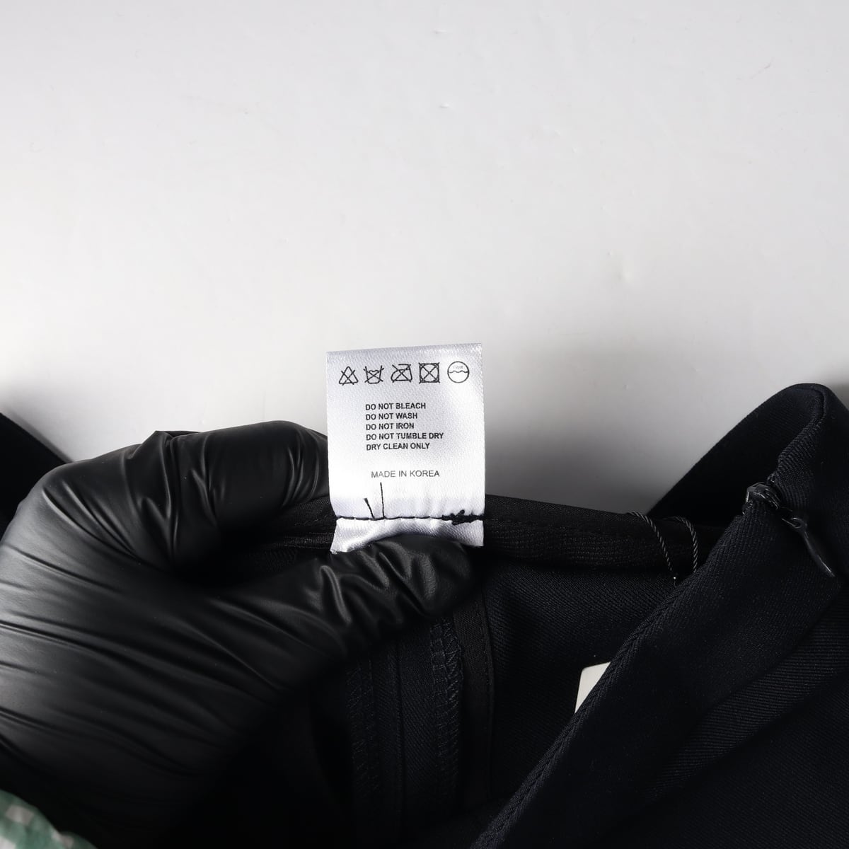 (새상품) 망고매니플리즈 핀턱 와이드핏 팬츠 슬랙스 네이비 상세 이미지 4