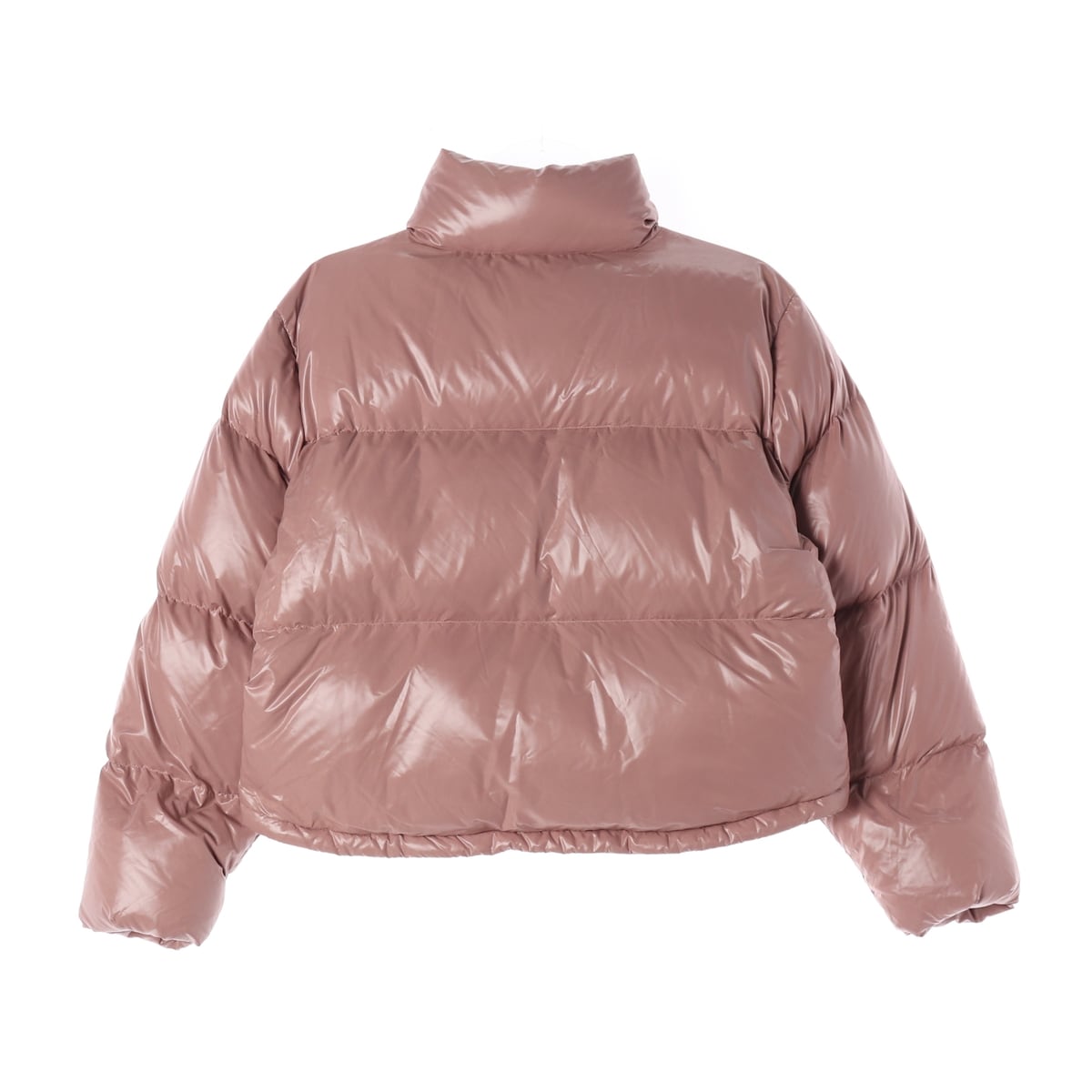 마리떼 프랑소와 저버 23FW 써클 로고 덕다운 글로시 푸퍼 숏 패딩 상세 이미지 3