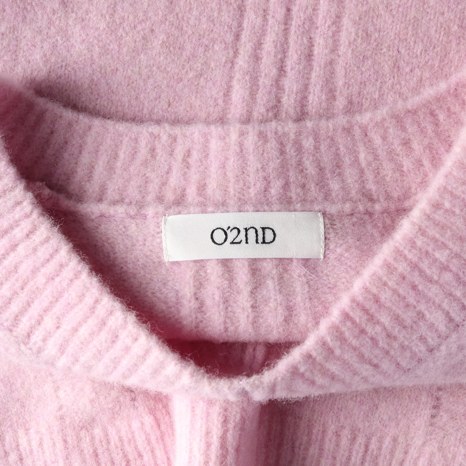 오즈세컨 24FW 울 블렌드 브이넥 니트 스웨터 라이트핑크 이미지 3