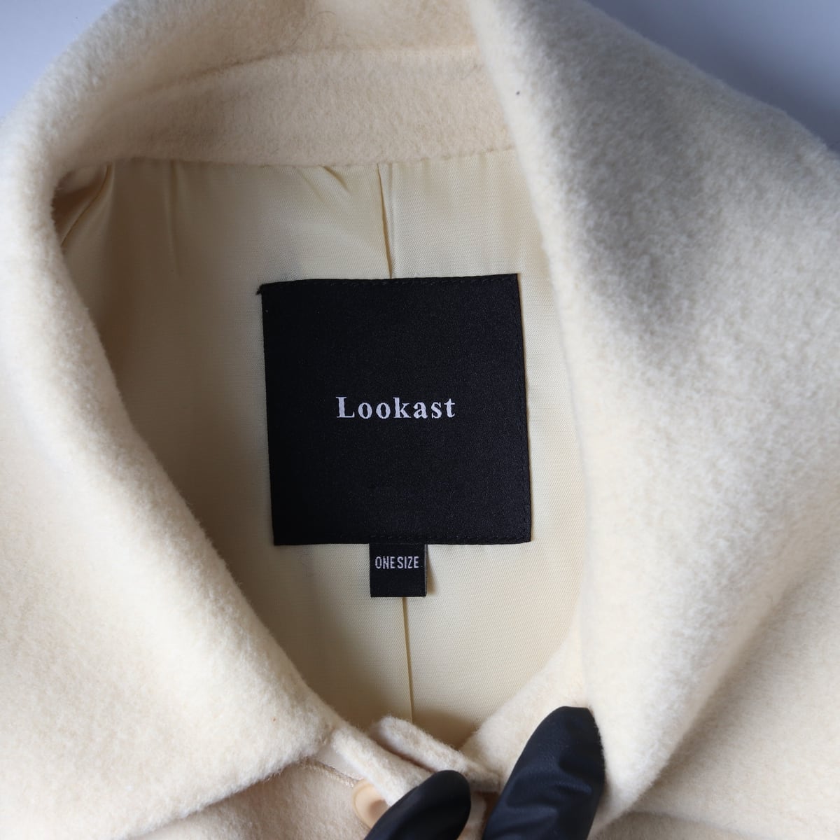 룩캐스트 23FW 울 블렌드 헤이즐 핸드메이드 재킷 숏 코트  상세 이미지 3