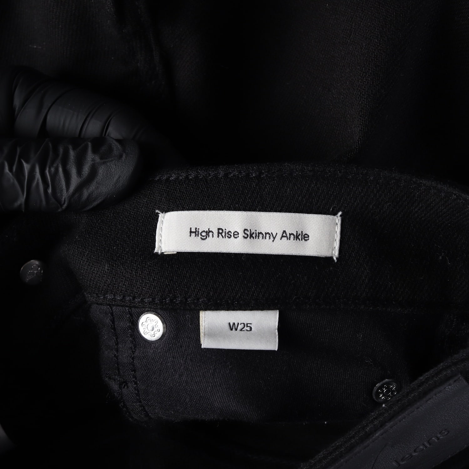 캘빈클라인 24FW 하이 라이즈 스키니 앵클 진 이미지 4