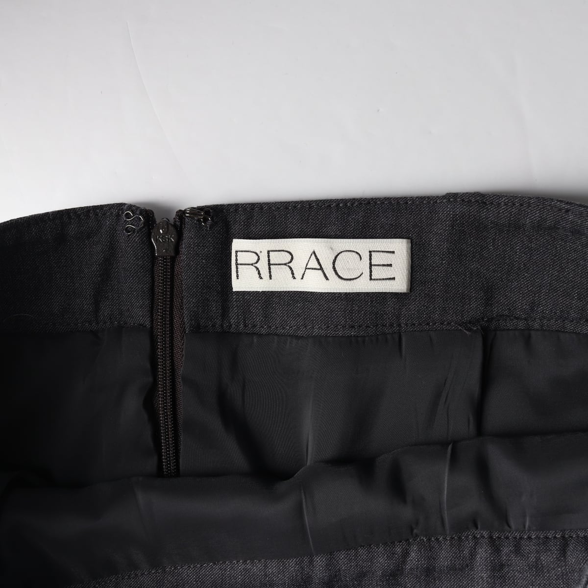 레이스 RRACE 프레피 플리츠 롱 스커트 그레이  상세 이미지 3
