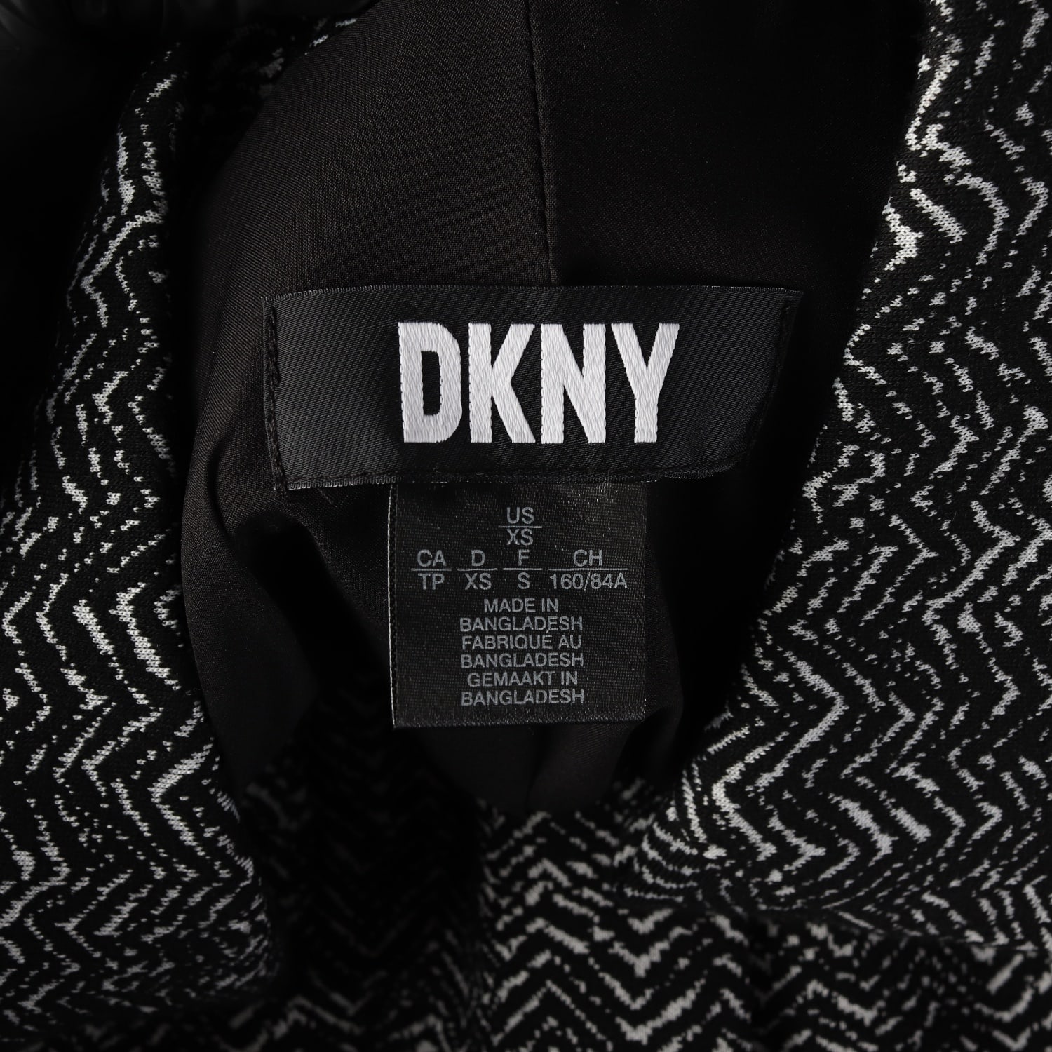디케이엔와이 DKNY 22FW 헤링본 패턴 블레이저 재킷 이미지 3