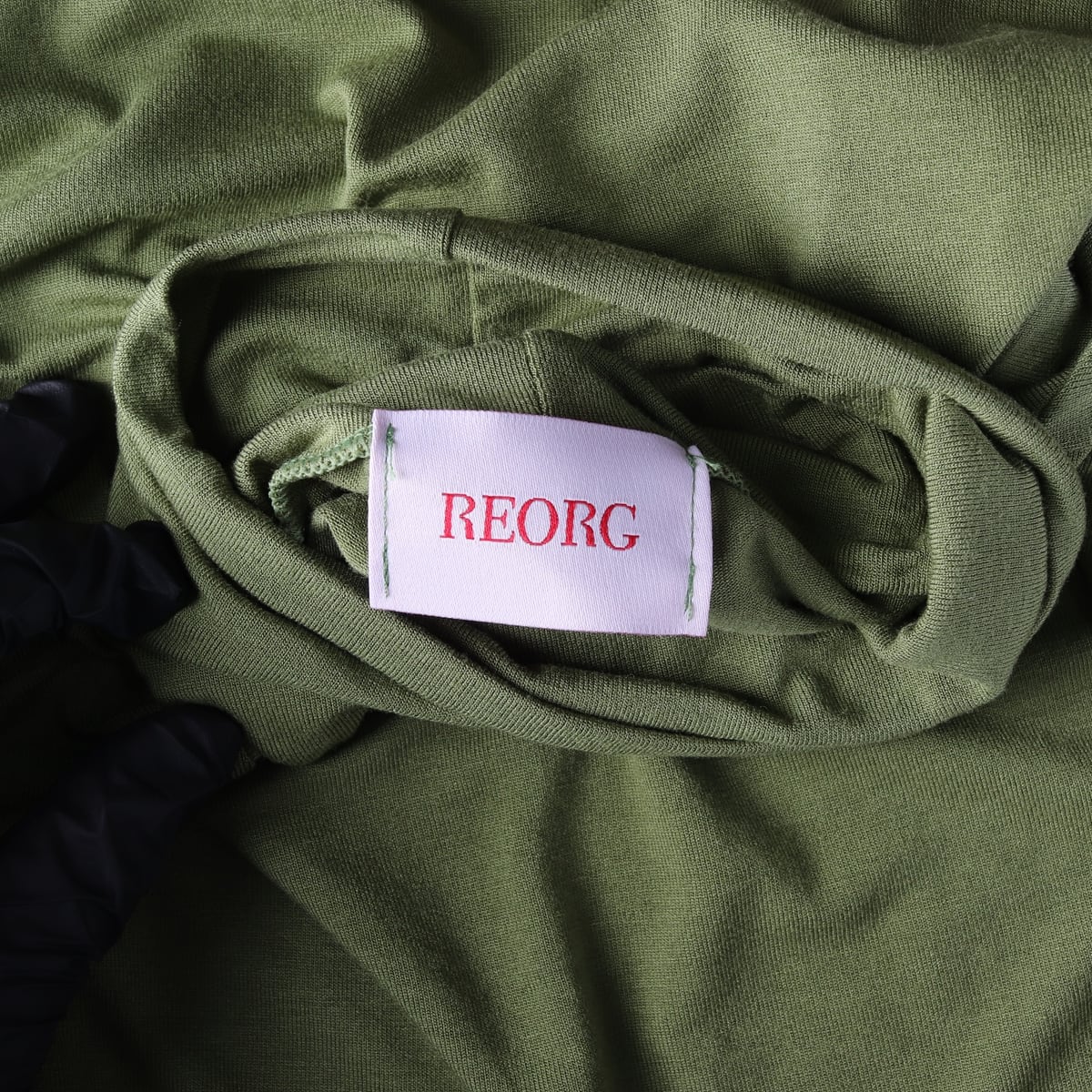 리올그 REORG 25FW R 베이직 폴라 올리브 긴팔 티셔츠 상세 이미지 3