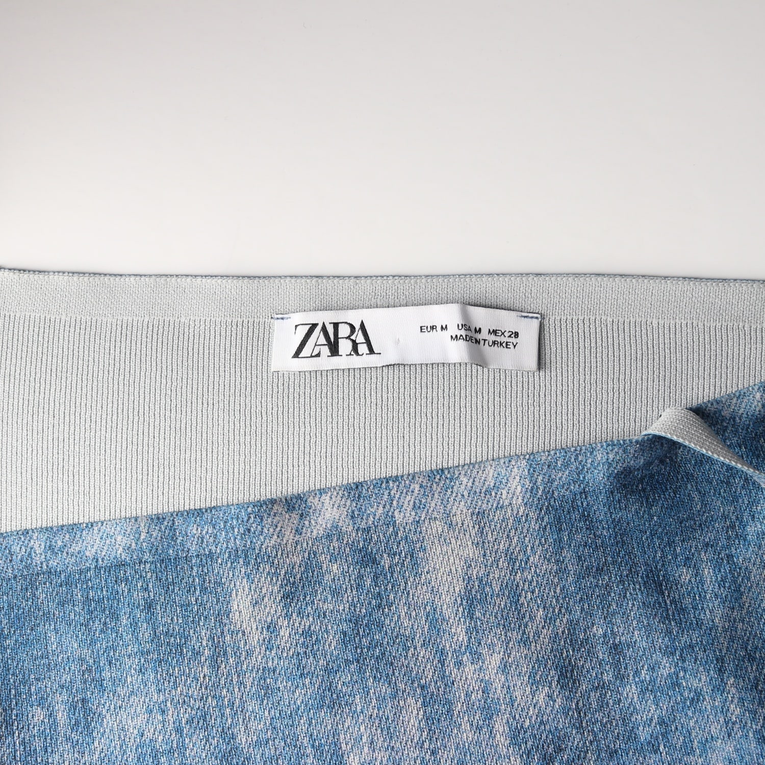 자라 ZARA 데님 프린트 니트 롱 원피스 이미지 3