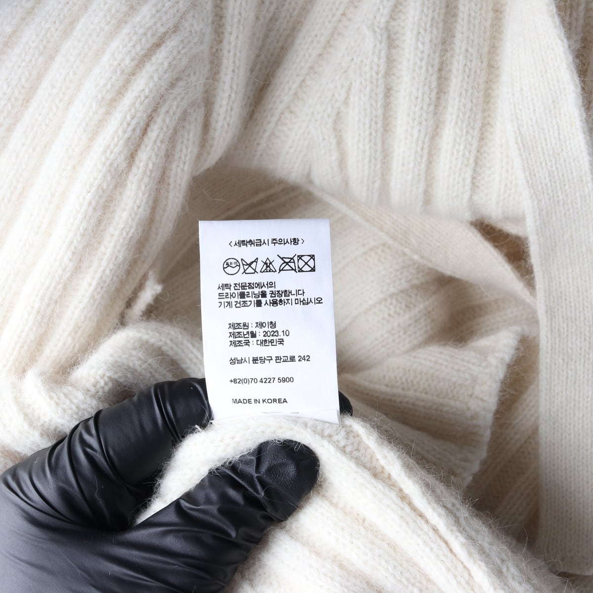 (새상품) 제이청 23FW 폭스 라쿤 울 슈슈 니트 아이보리 원피스  상세 이미지 5
