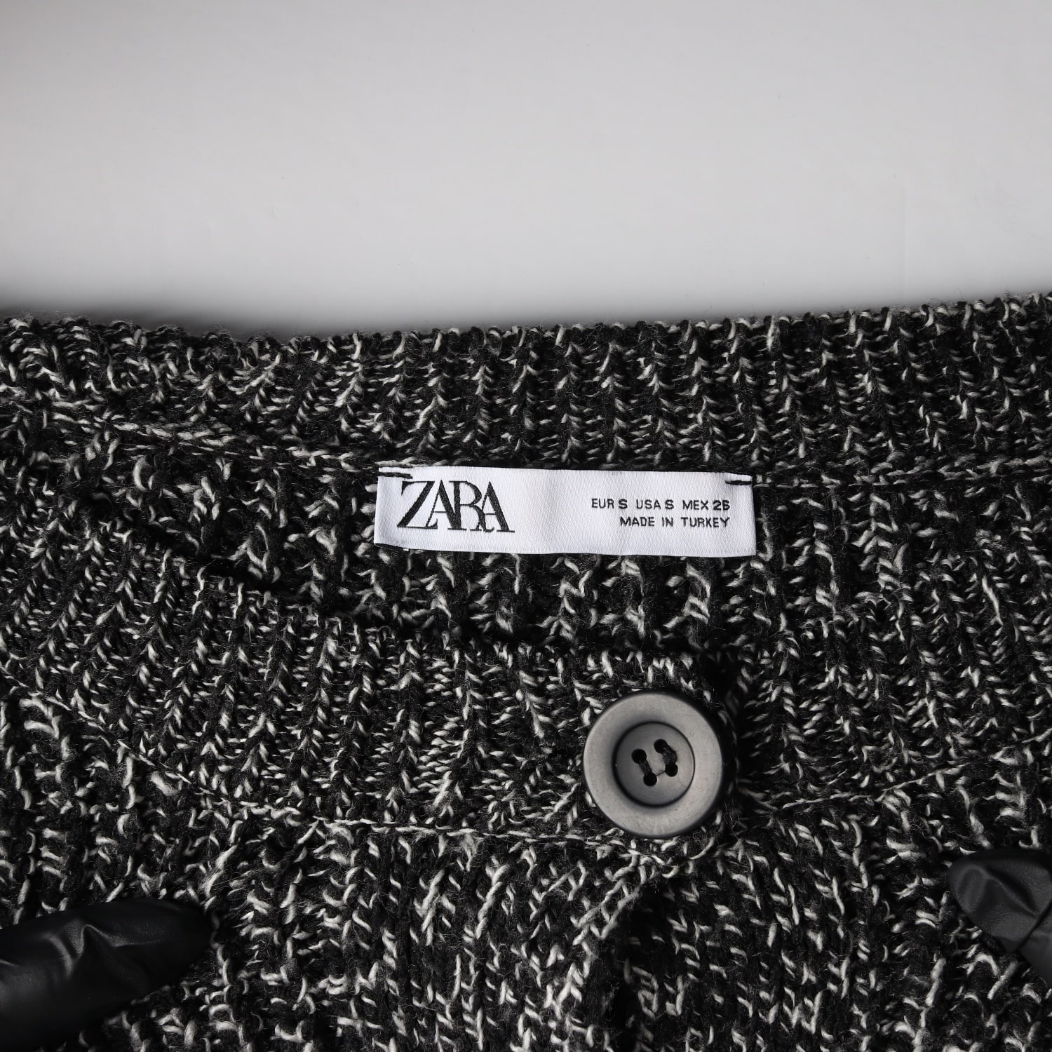자라 ZARA 트위스트 오버핏 보카시 니트 가디건 이미지 3