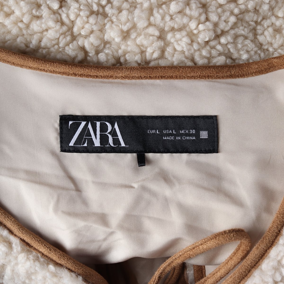 자라 ZARA 플리스 뽀글이 리본 타이 조끼 베스트 상세 이미지 3