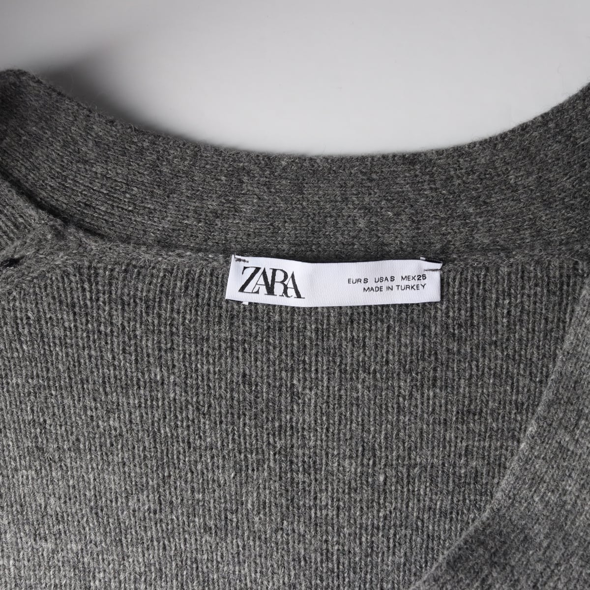 자라 ZARA 울 캐시미어 블렌드 숄더 컷아웃 니트 가디건 상세 이미지 3