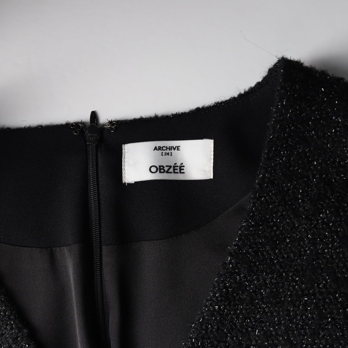 오브제 22FW 브이넥 트위드 원피스 상세 이미지 3