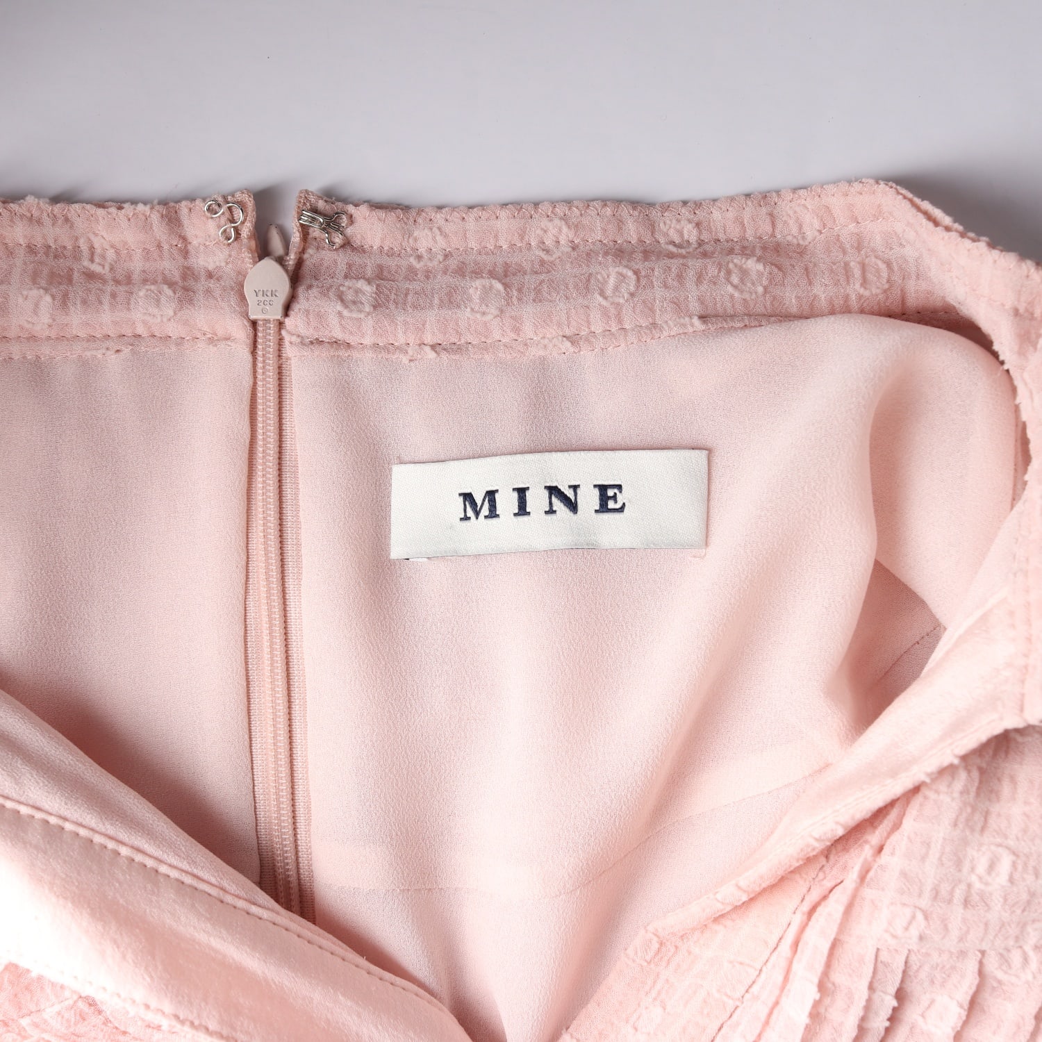 마인 MINE 24SS 롱 쉬폰 반팔 원피스 핑크 이미지 3
