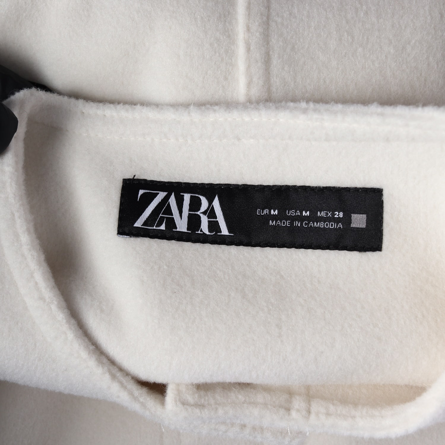 자라 ZARA 버튼 디테일 재킷 이미지 3