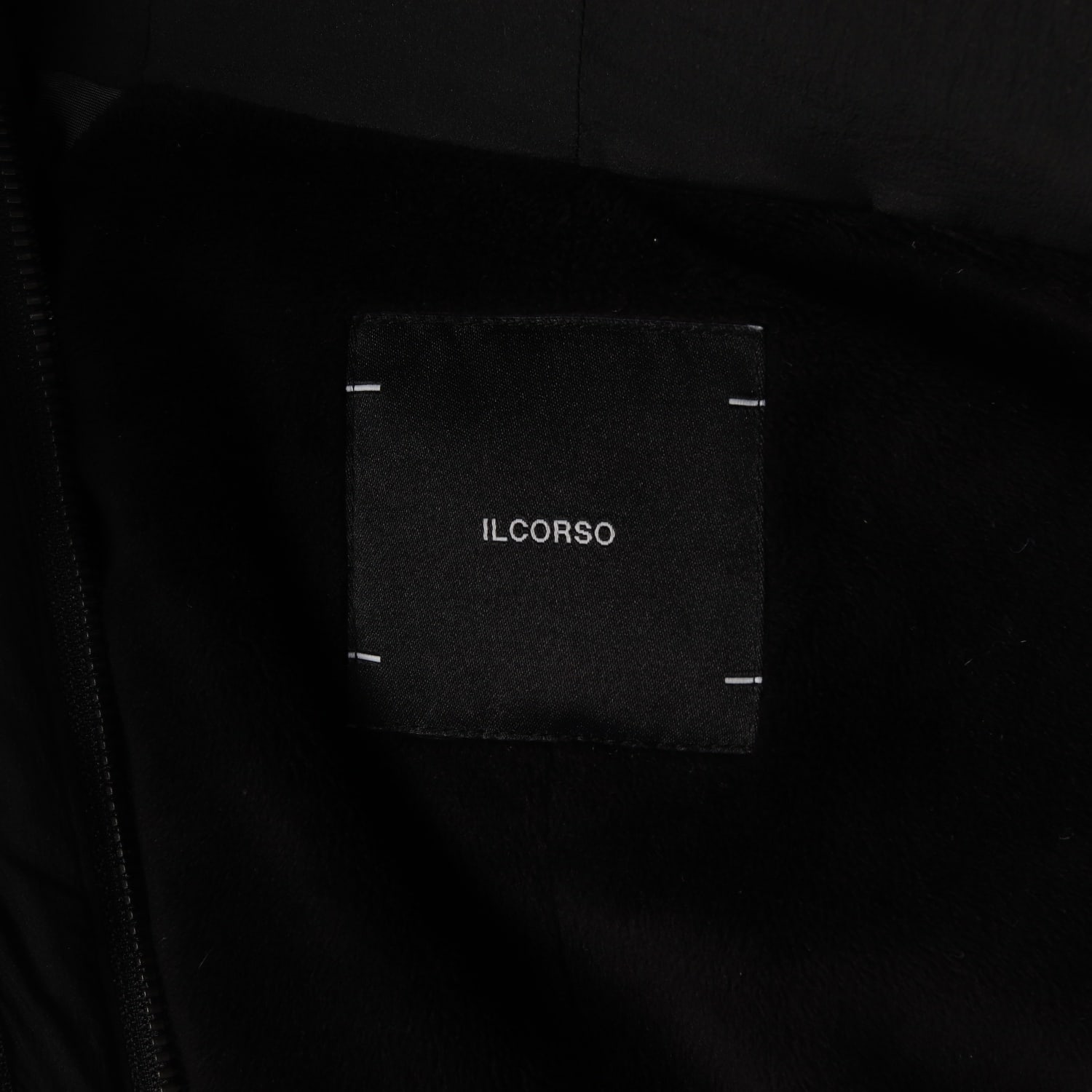 일꼬르소 22FW 구스 다운 숏 패딩 이미지 4