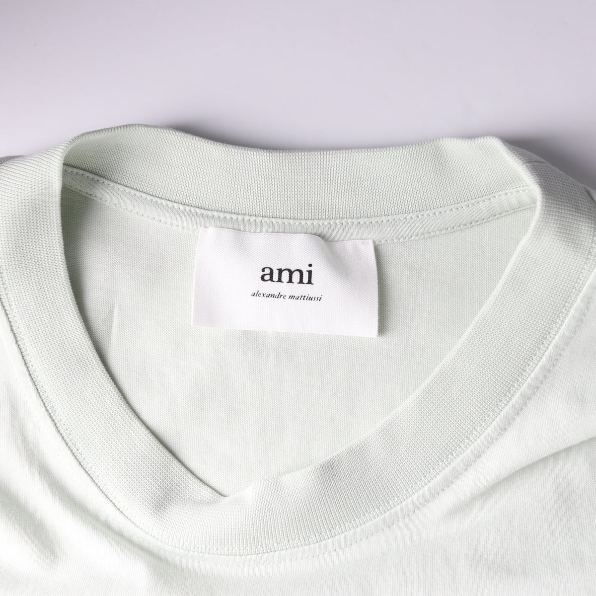 아미 ami 22SS 스몰 하트 로고 반팔 티셔츠 라이트그린  상세 이미지 3