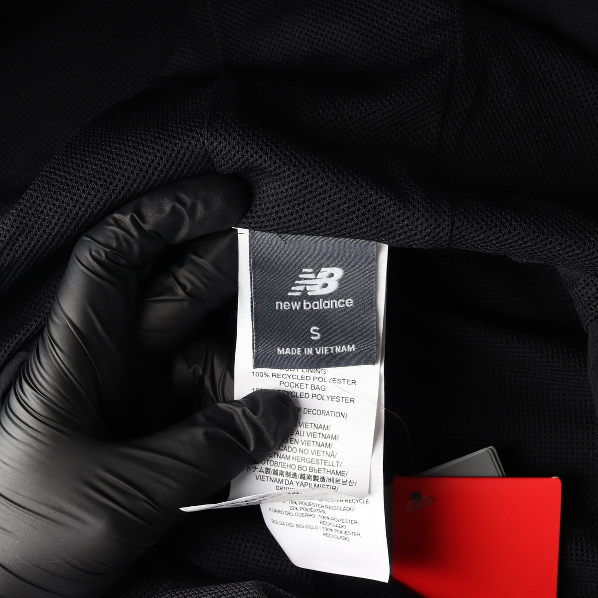 (새상품) 뉴발란스 24FW 스트레치 우븐 러닝 바람막이 재킷 상세 이미지 3