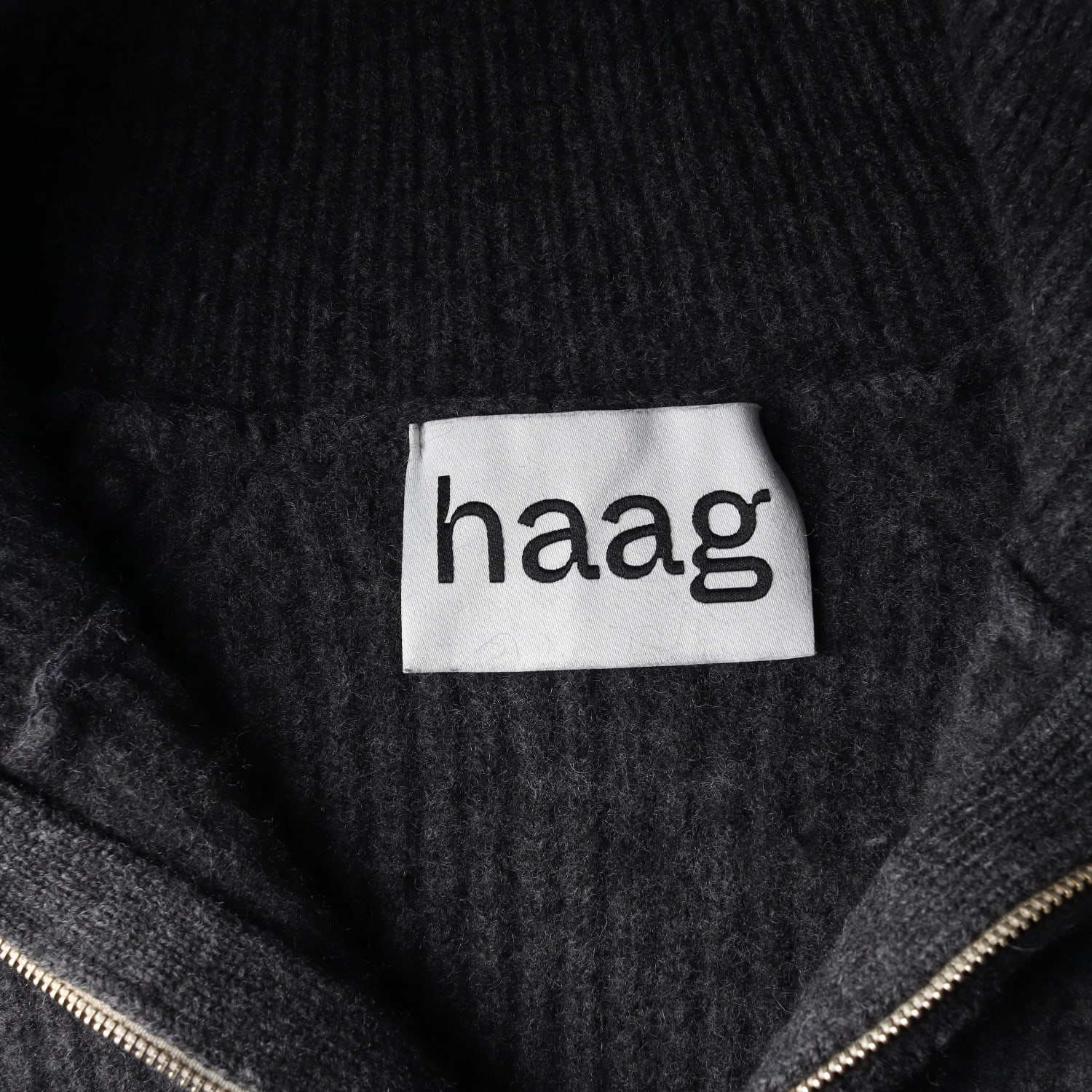 헤이그 Haag 울 베이비 알파카 하프집업 니트 스웨터 차콜 이미지 3