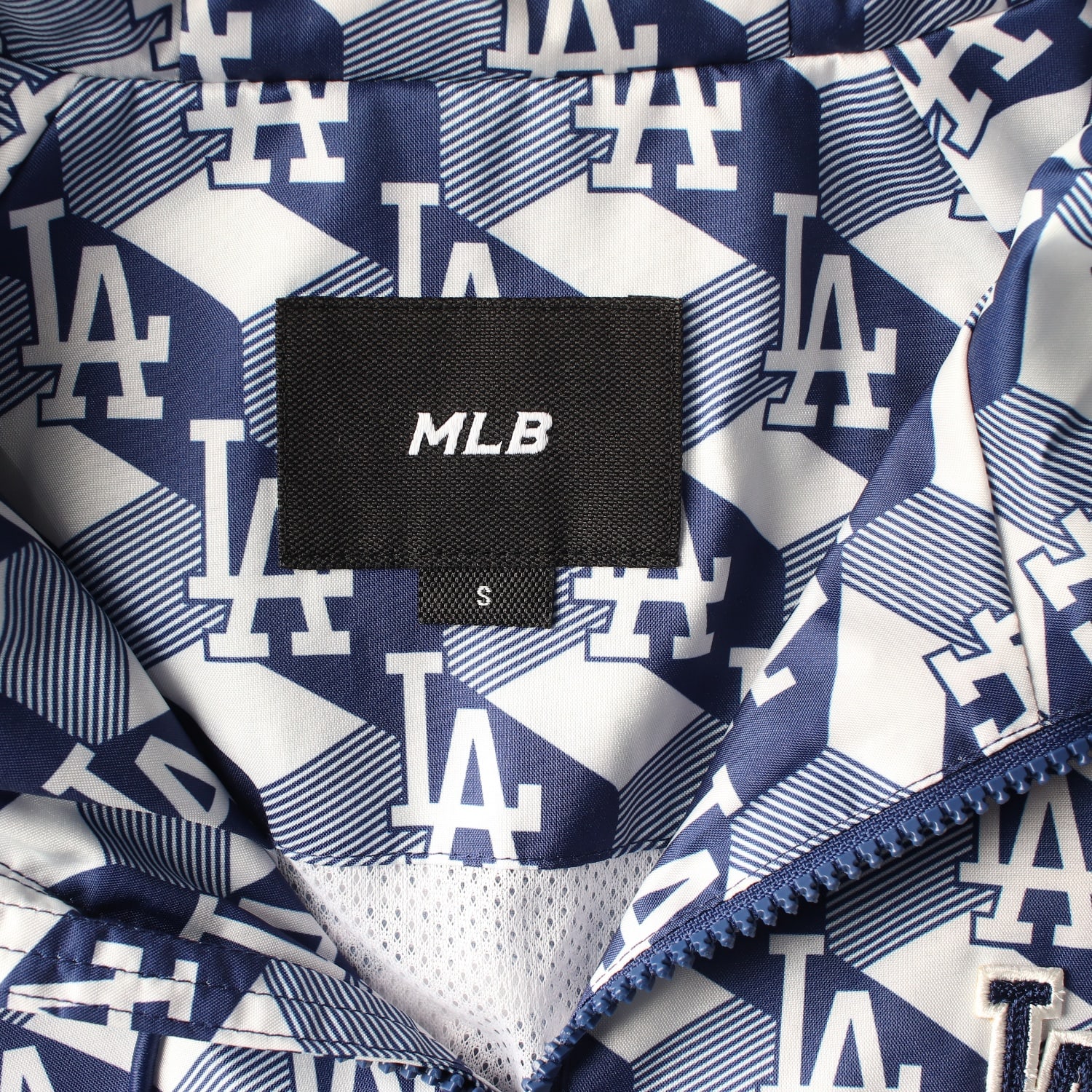 엠엘비 MLB 23SS 큐브 모노그램 후드 바람막이 LA다저스 이미지 4