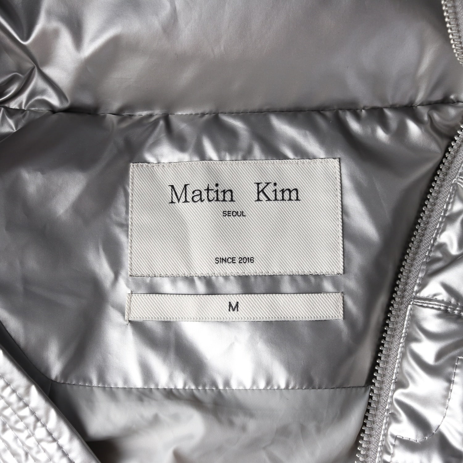 마뗑킴 24FW 빅 로고 포인트 덕 다운 패딩 베스트 공용 이미지 4