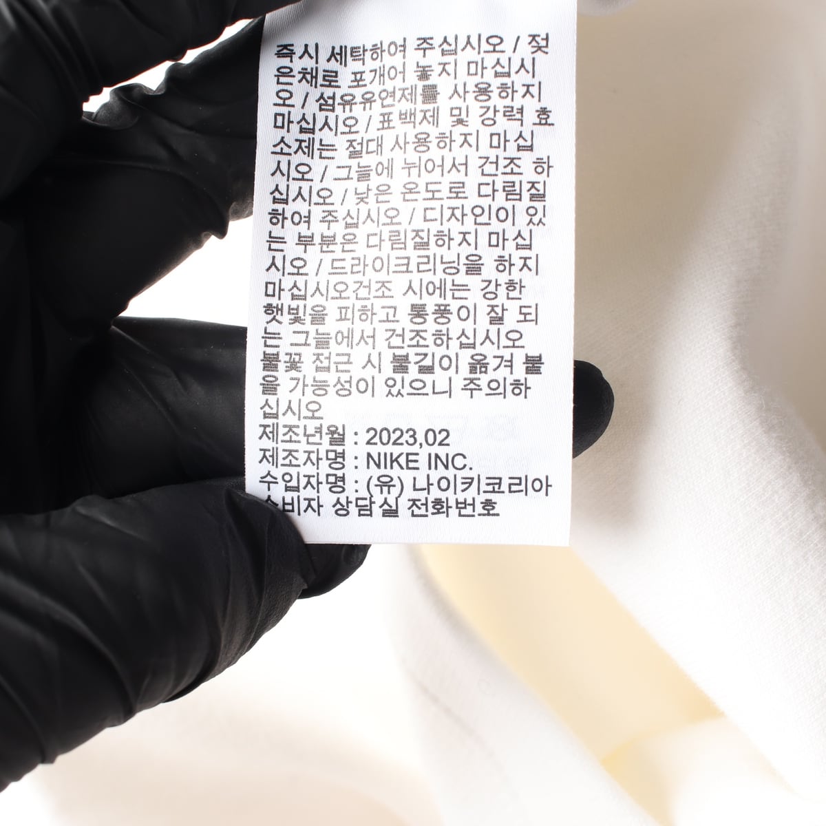 나이키 23SS 우먼스 스포츠웨어 에센셜 폴로 크롭 반팔 티셔츠 상세 이미지 5