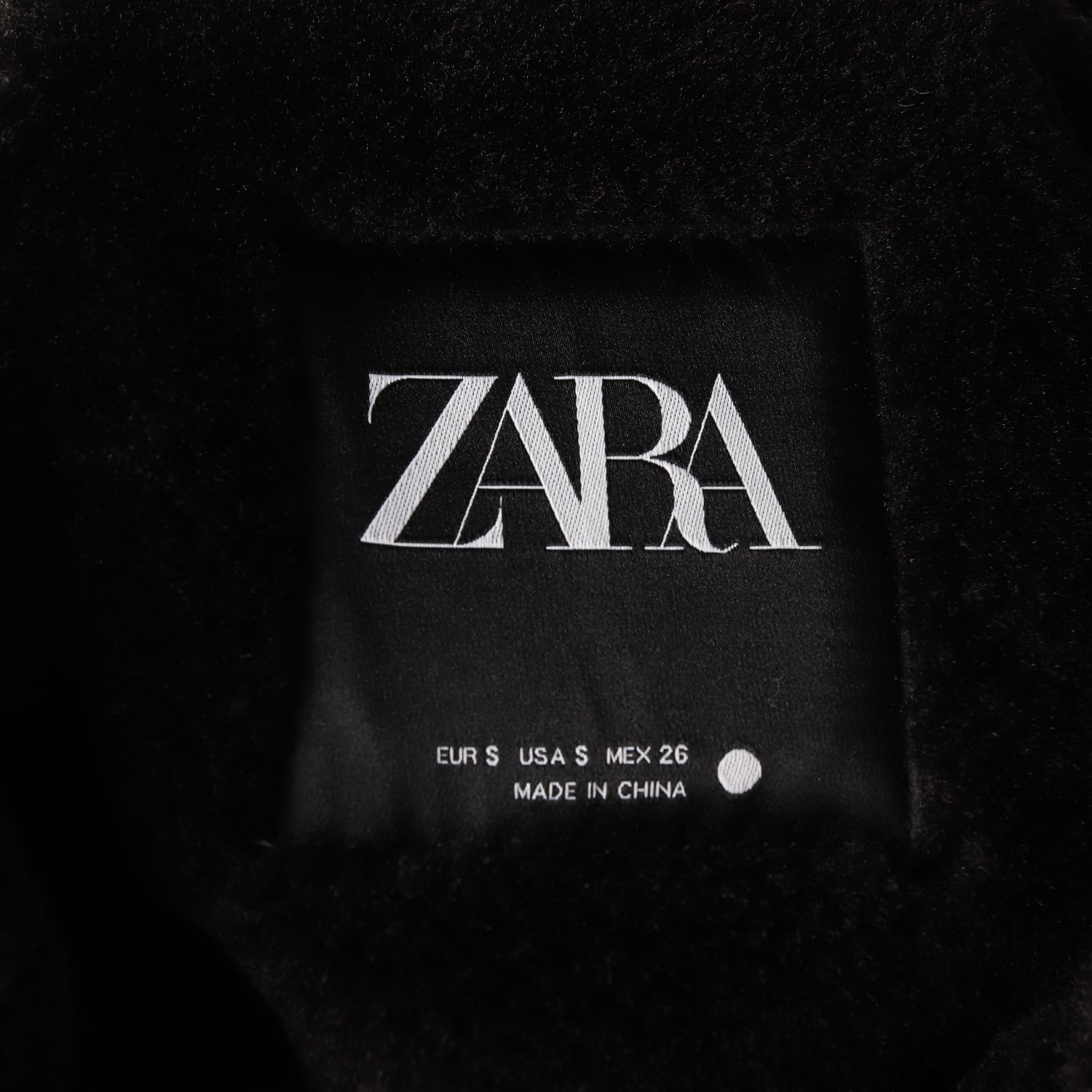 자라 ZARA 페이크 레더 무스탕 재킷 이미지 3