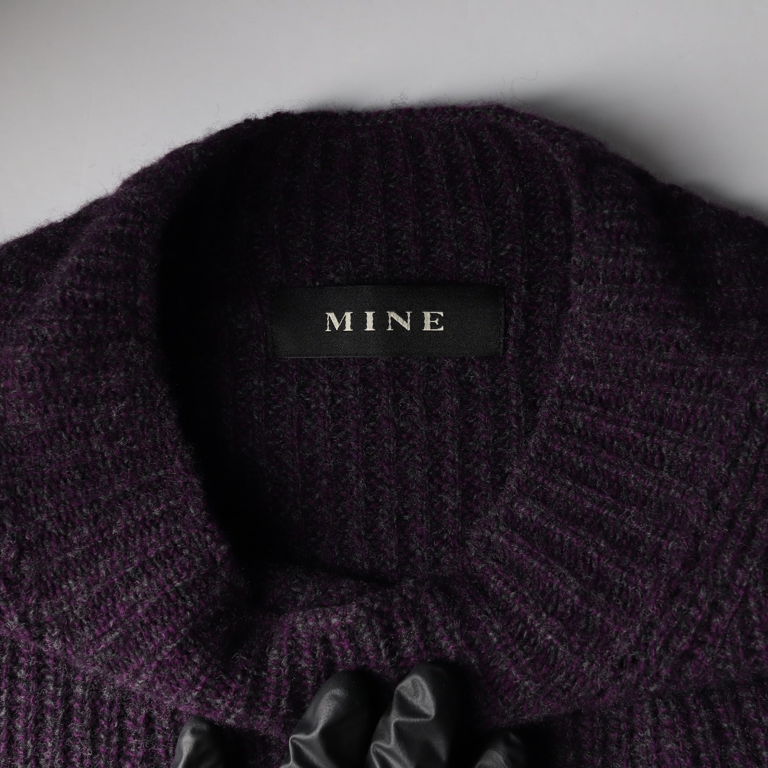 마인 MINE 울 캐시미어 블렌드 니트 원피스 퍼플 차콜 이미지 3
