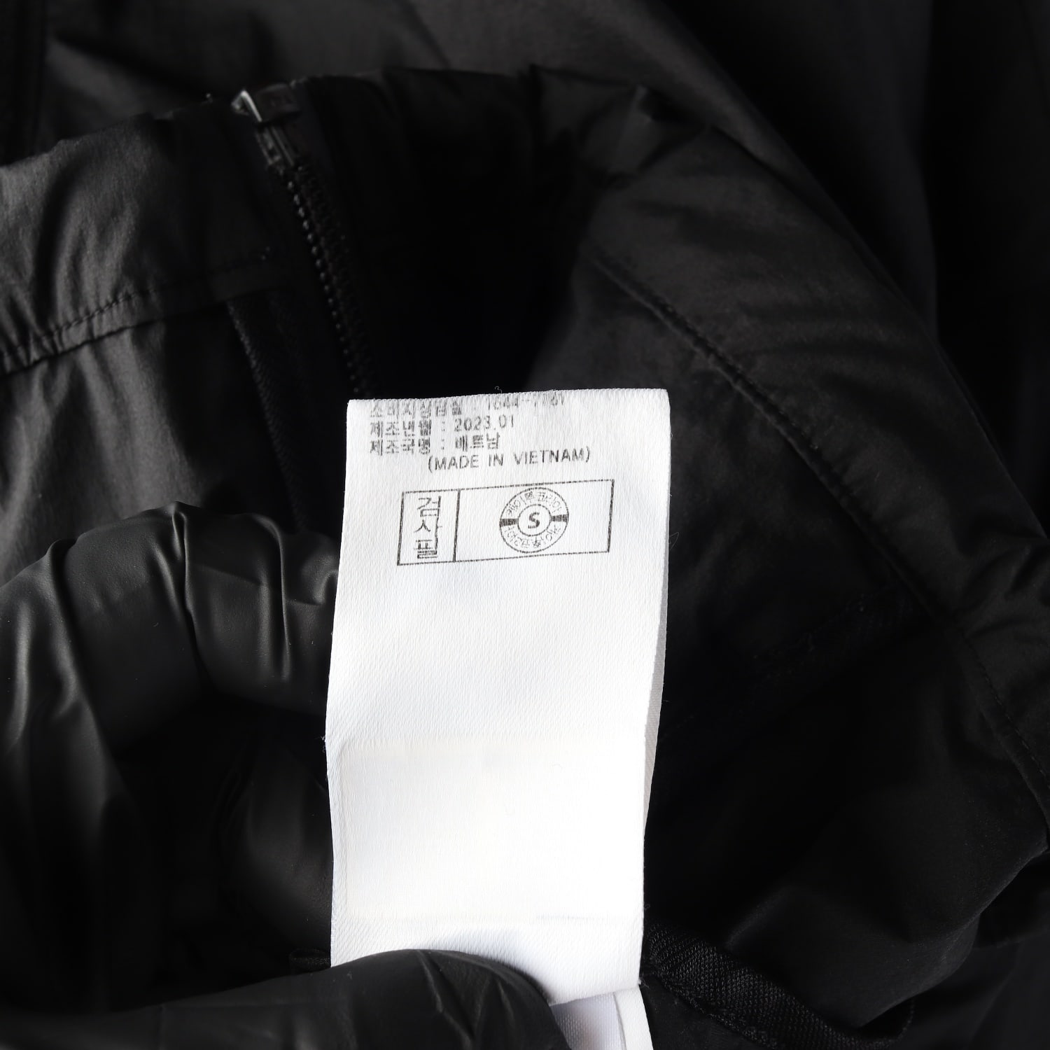 다이나핏 23SS 네오 피스테 우먼 크롭 후드 바람막이 재킷 이미지 5