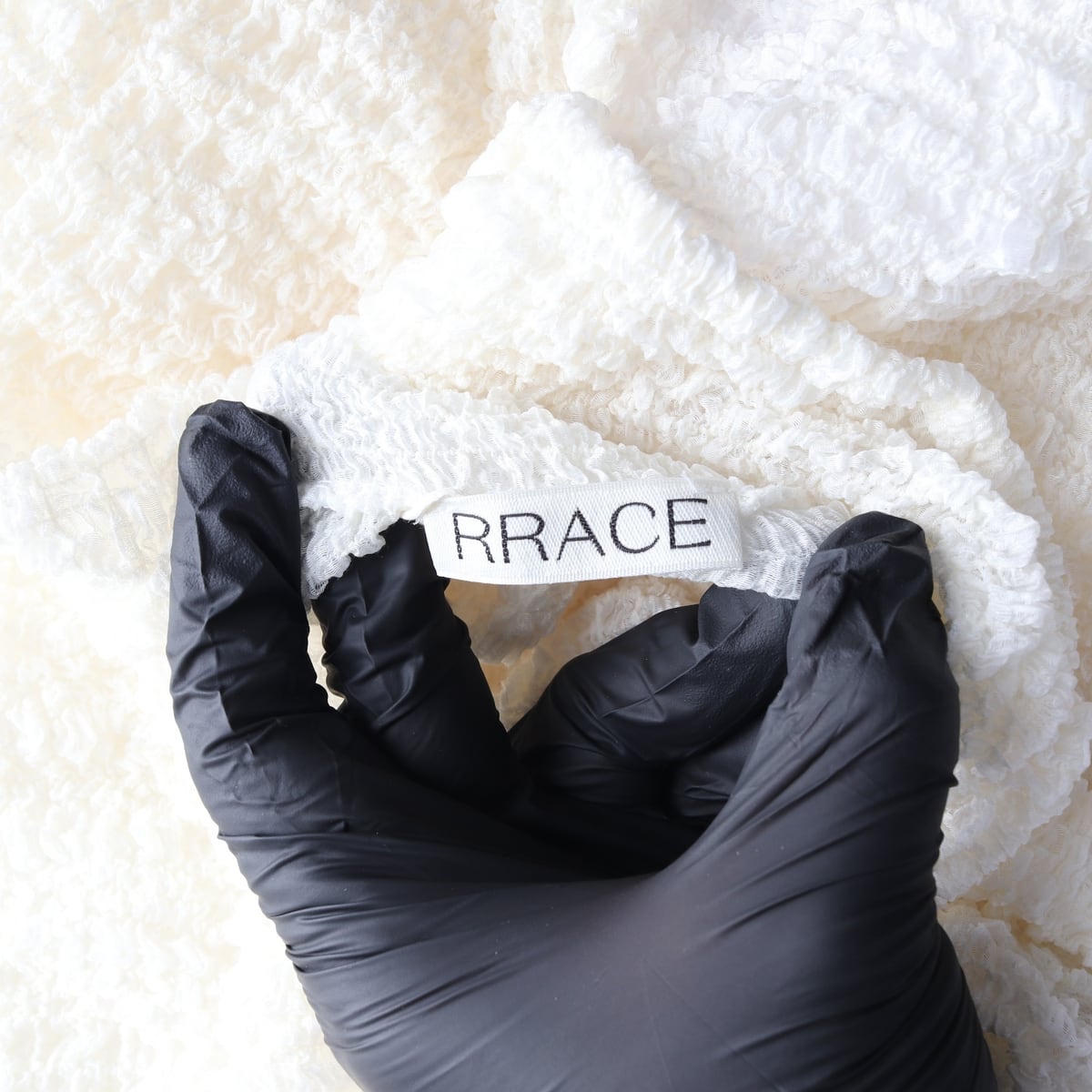 (새상품) 레이스 RRACE 25SS 크링클 백 오픈 터틀넥 탑 반팔 티셔츠 크림 상세 이미지 5