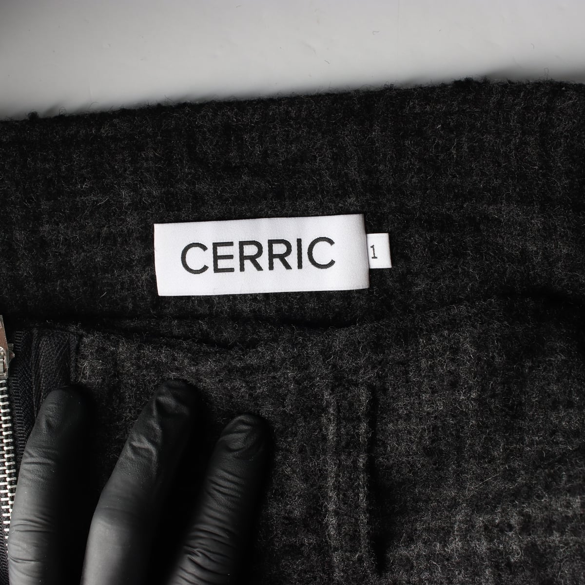세릭 CERRIC 울 100% 랩 지퍼 숏 스커트 상세 이미지 3