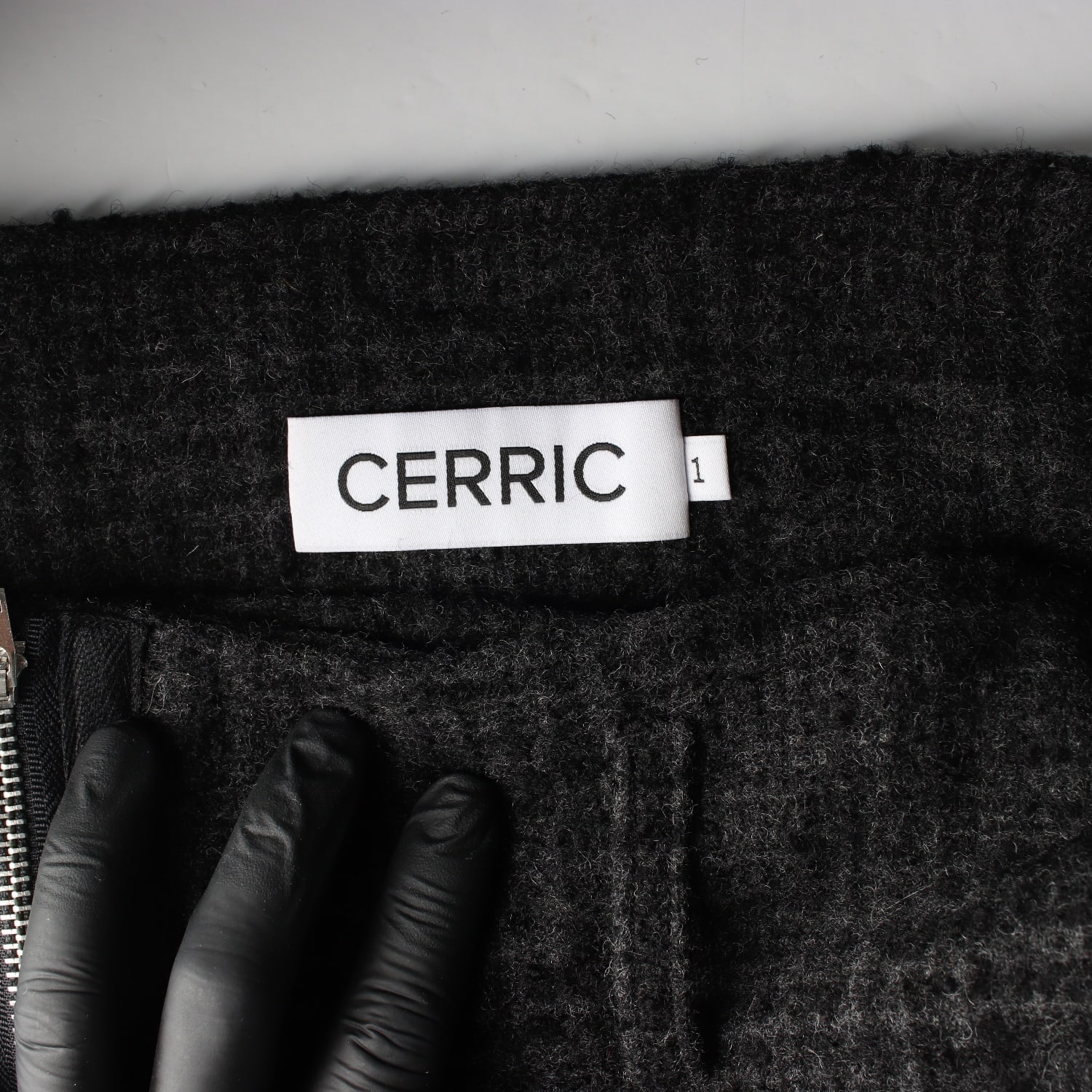 세릭 CERRIC 울 100% 랩 지퍼 숏 스커트 이미지 3