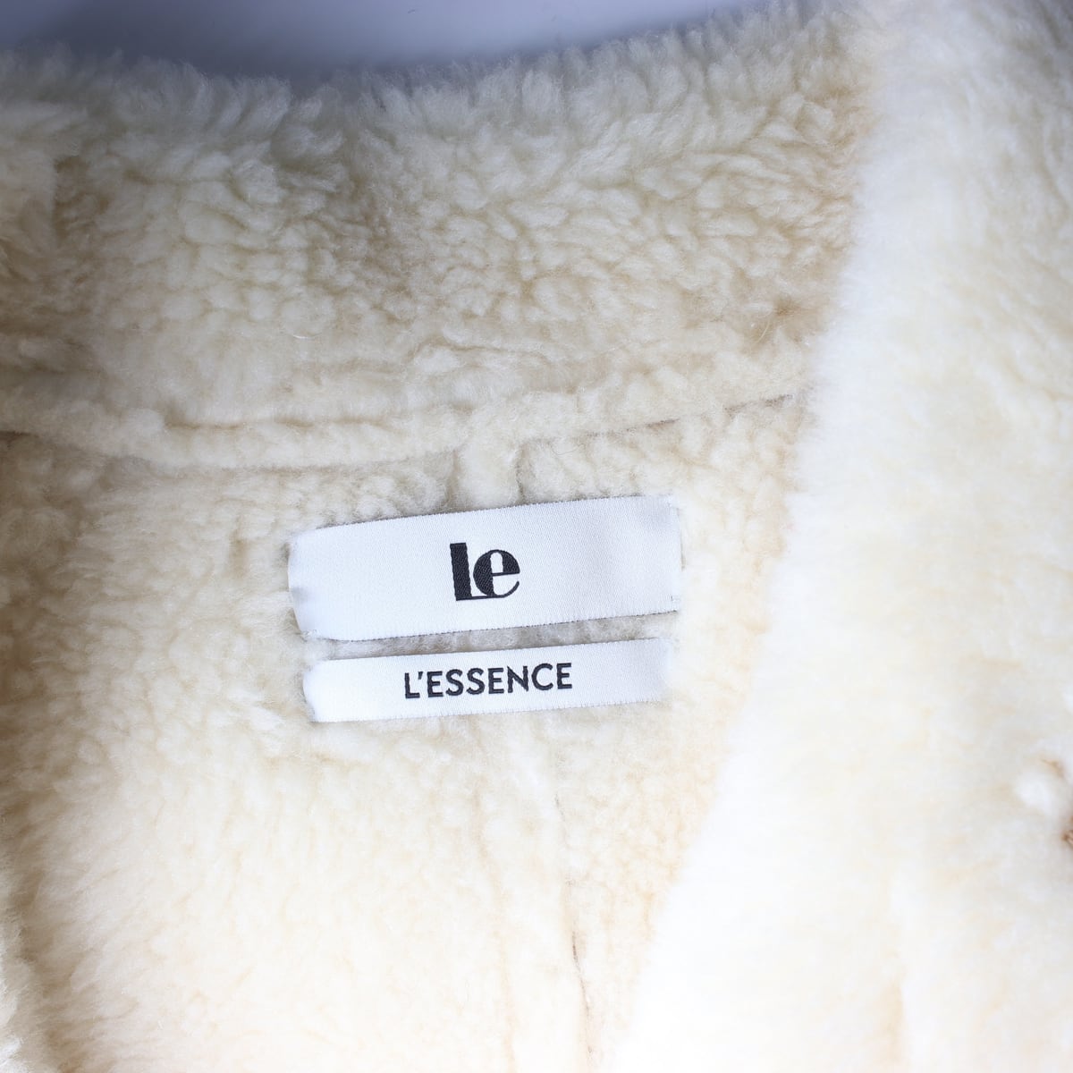 르 Le 24FW 시어링 카라 무스탕 재킷 상세 이미지 3
