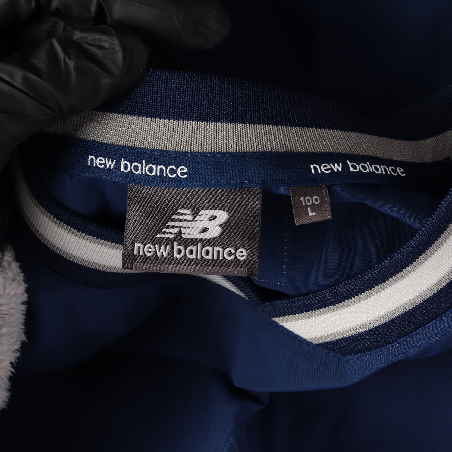 뉴발란스 23FW 공용 NBSC 피스테 오버핏 맨투맨 이미지 3