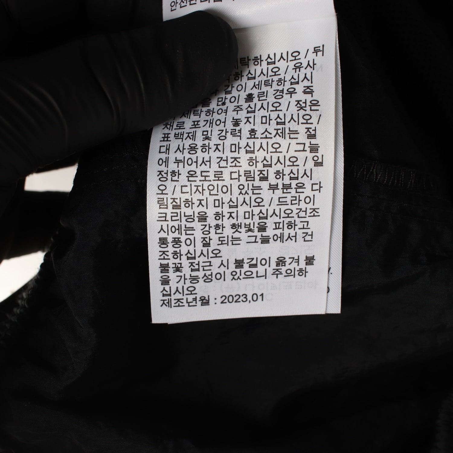 (새상품) 나이키 23SS 로고 레귤러핏 숏 스커트 이미지 5