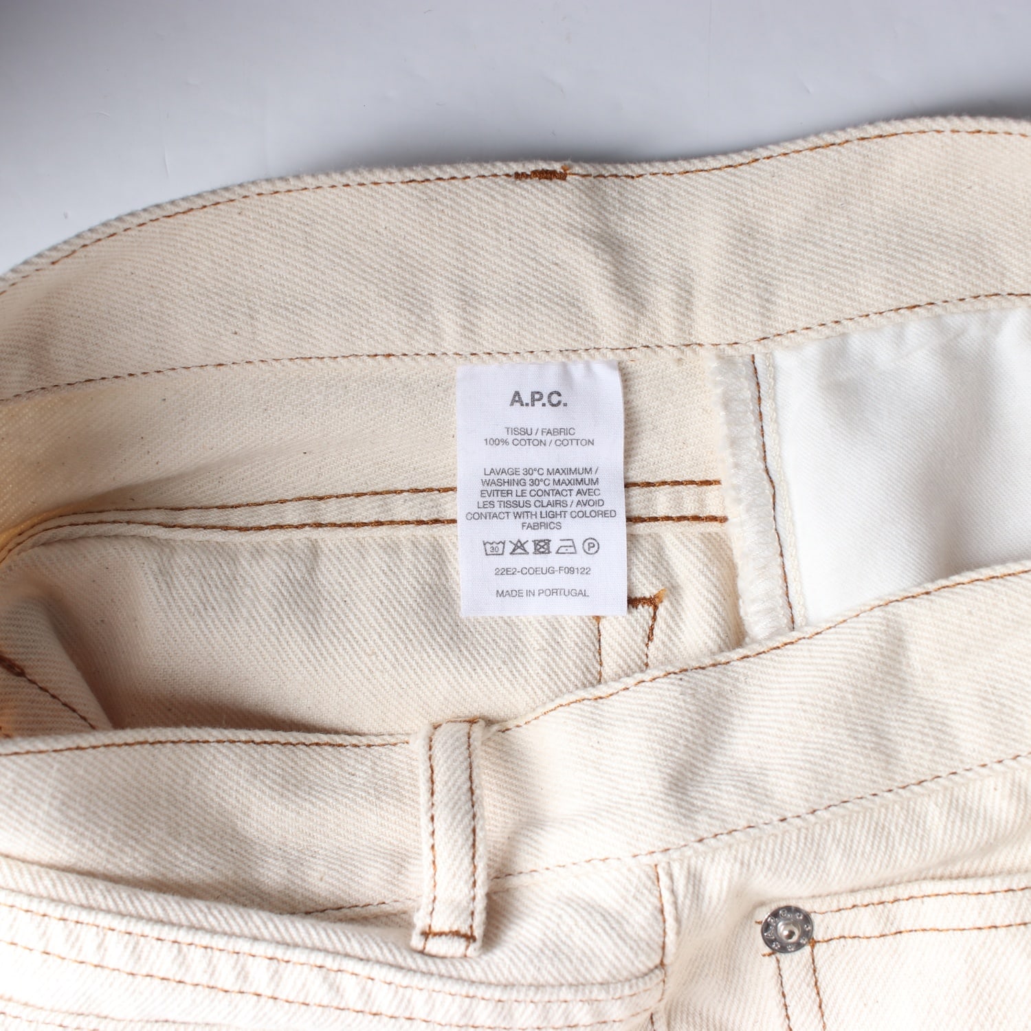 아페쎄 A.P.C. 22SS 마틴 리지드 하이라이즈 진 에크루 데님 팬츠 이미지 4
