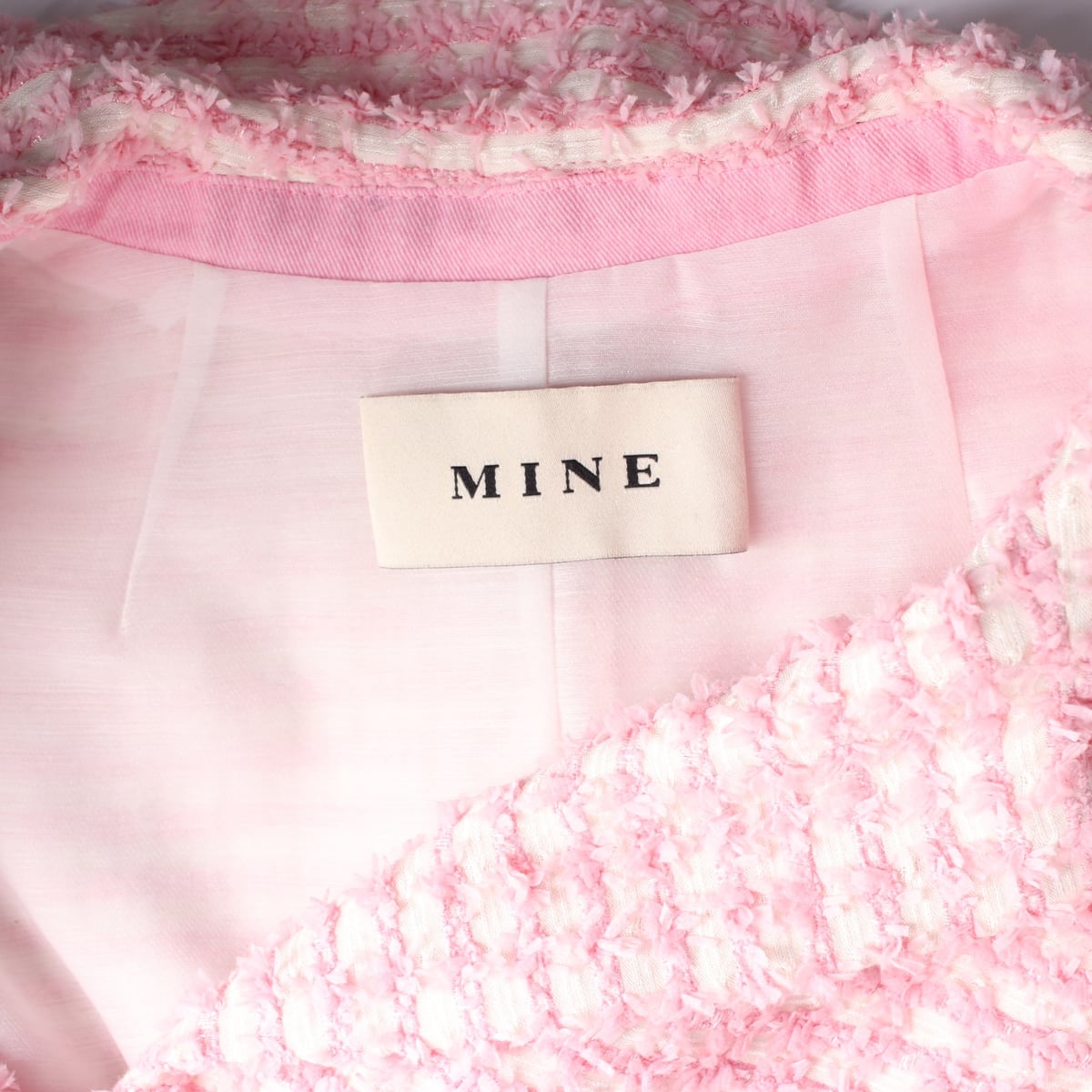 마인 MINE 22SS 핑크 체크 트위드 크롭 반팔 재킷 상세 이미지 3