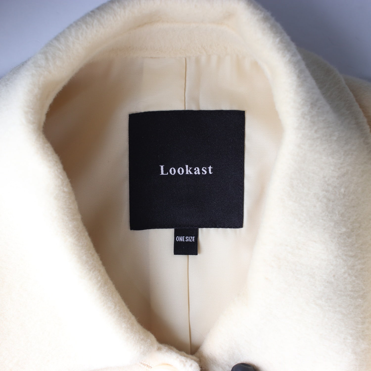 룩캐스트 23FW 카라 버튼 울 핸드메이드 숏 코트 재킷 이미지 4