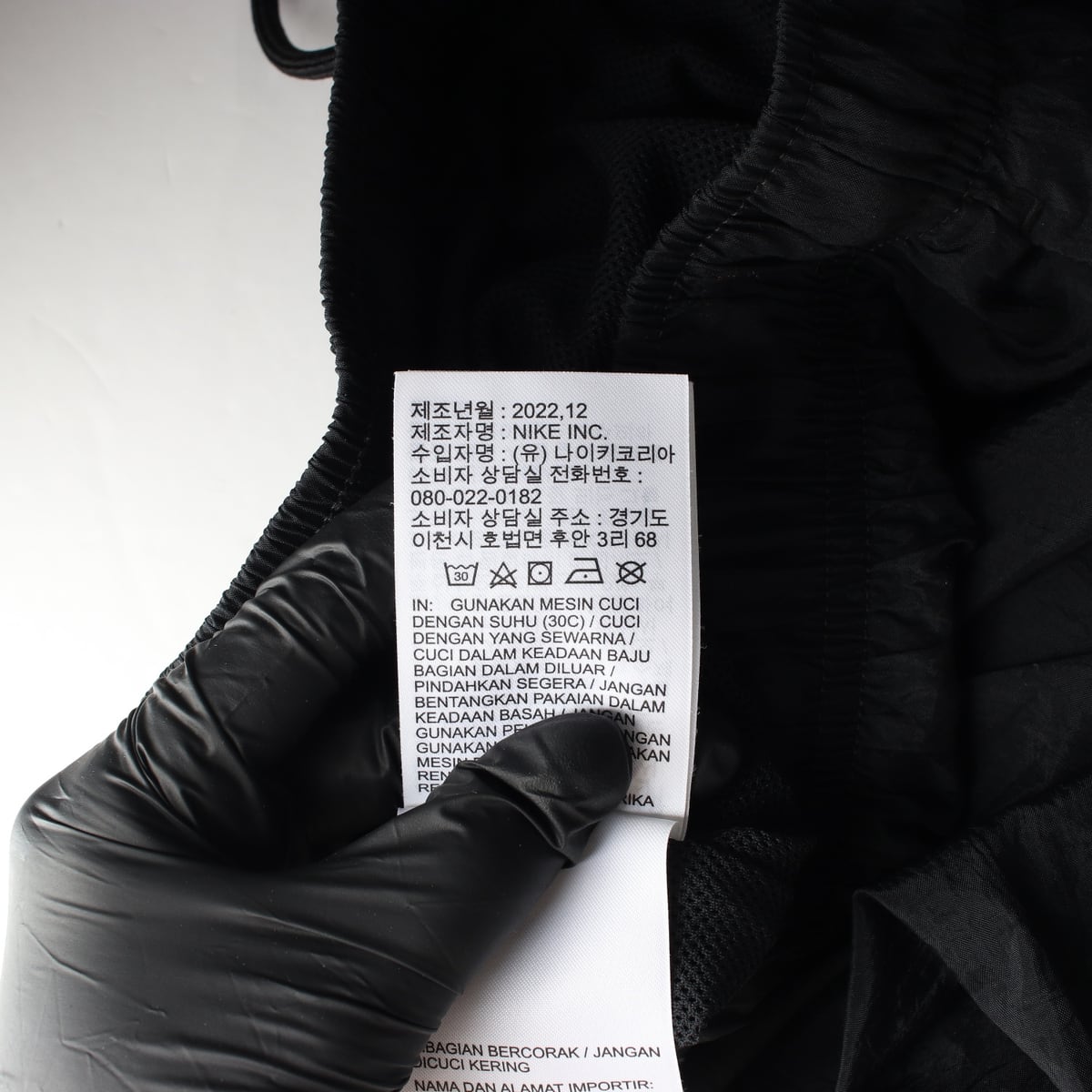 나이키 23SS 스포츠웨어 에센셜 우먼스 미드라이즈 트레이닝 팬츠 상세 이미지 5