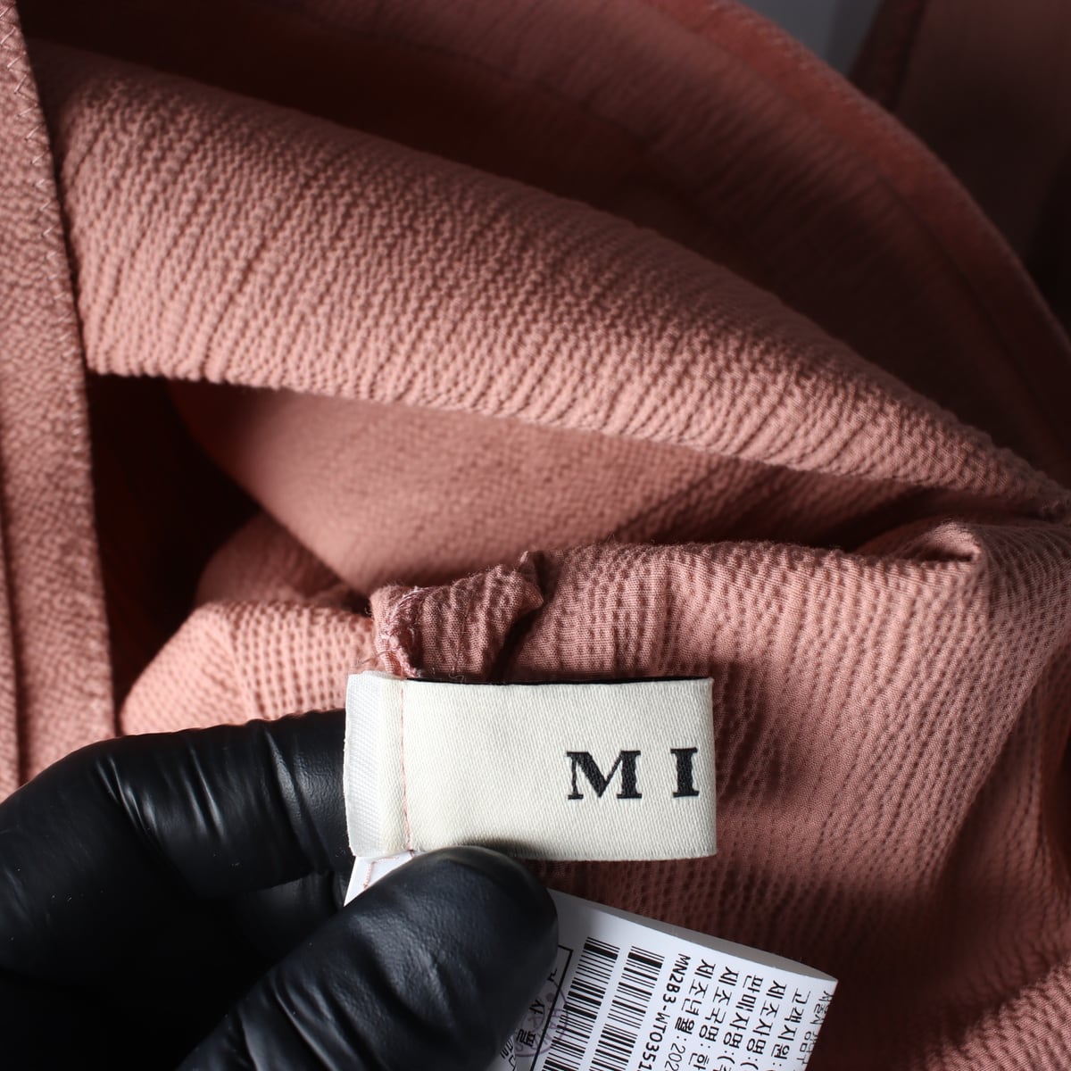 마인 MINE 21SS 스퀘어넥 퍼프 블라우스 상세 이미지 3