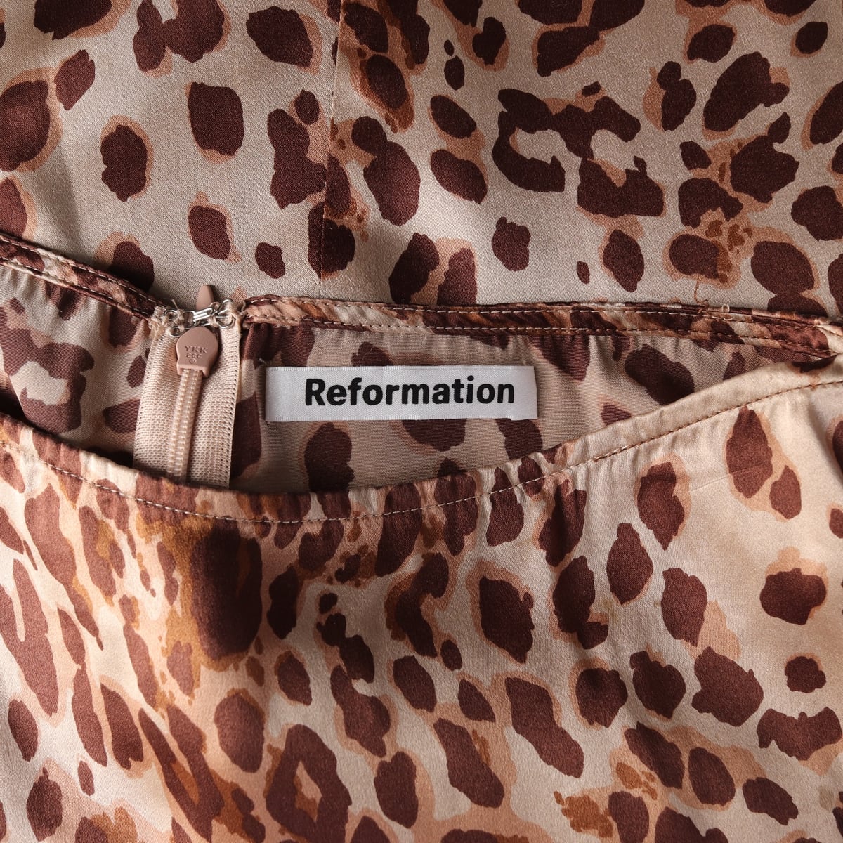 리포메이션 레오파드 패턴 실크 100% 미니 스커트 상세 이미지 3
