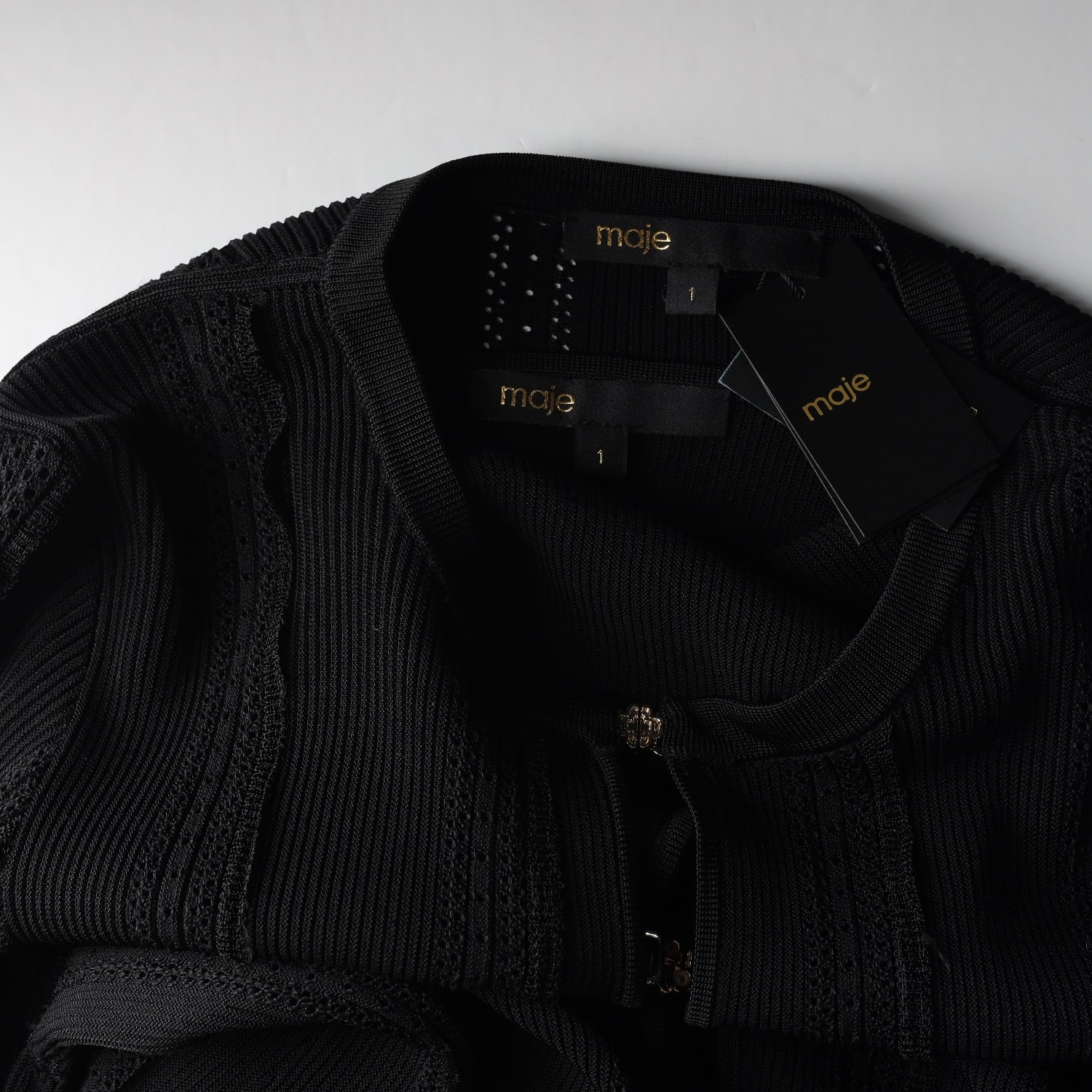 (새상품) 마쥬 24SS 2in1 클로버 클립 오픈 워크 탱크탑 가디건 이미지 3