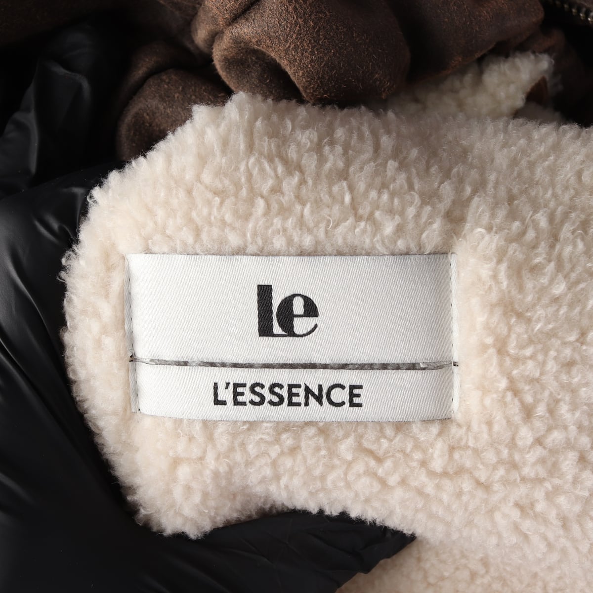 르 Le 23FW 오버핏 시어링 무스탕 재킷 상세 이미지 4