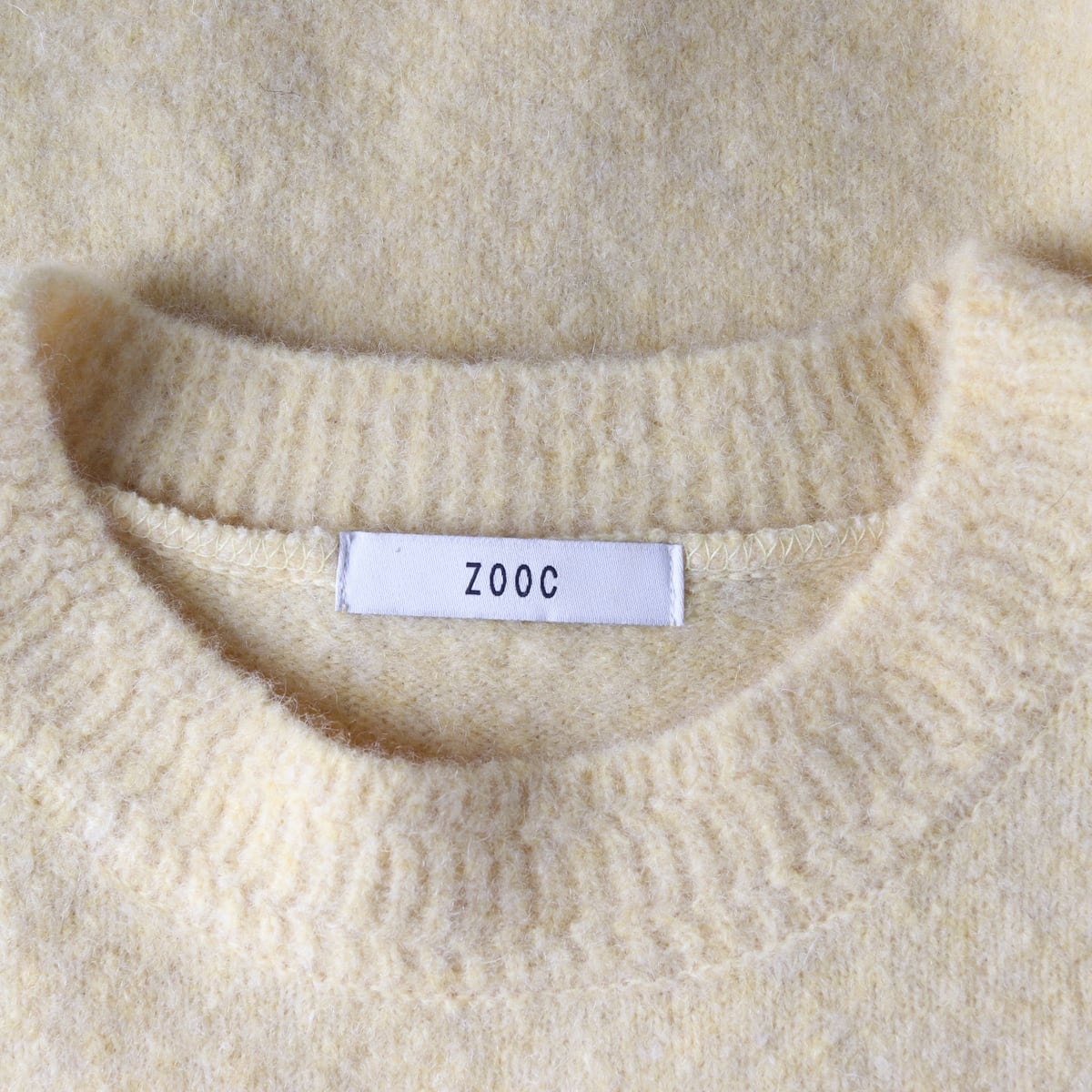 주크 22FW 레터링 크롭 울 블렌드 니트 스웨터 상세 이미지 3